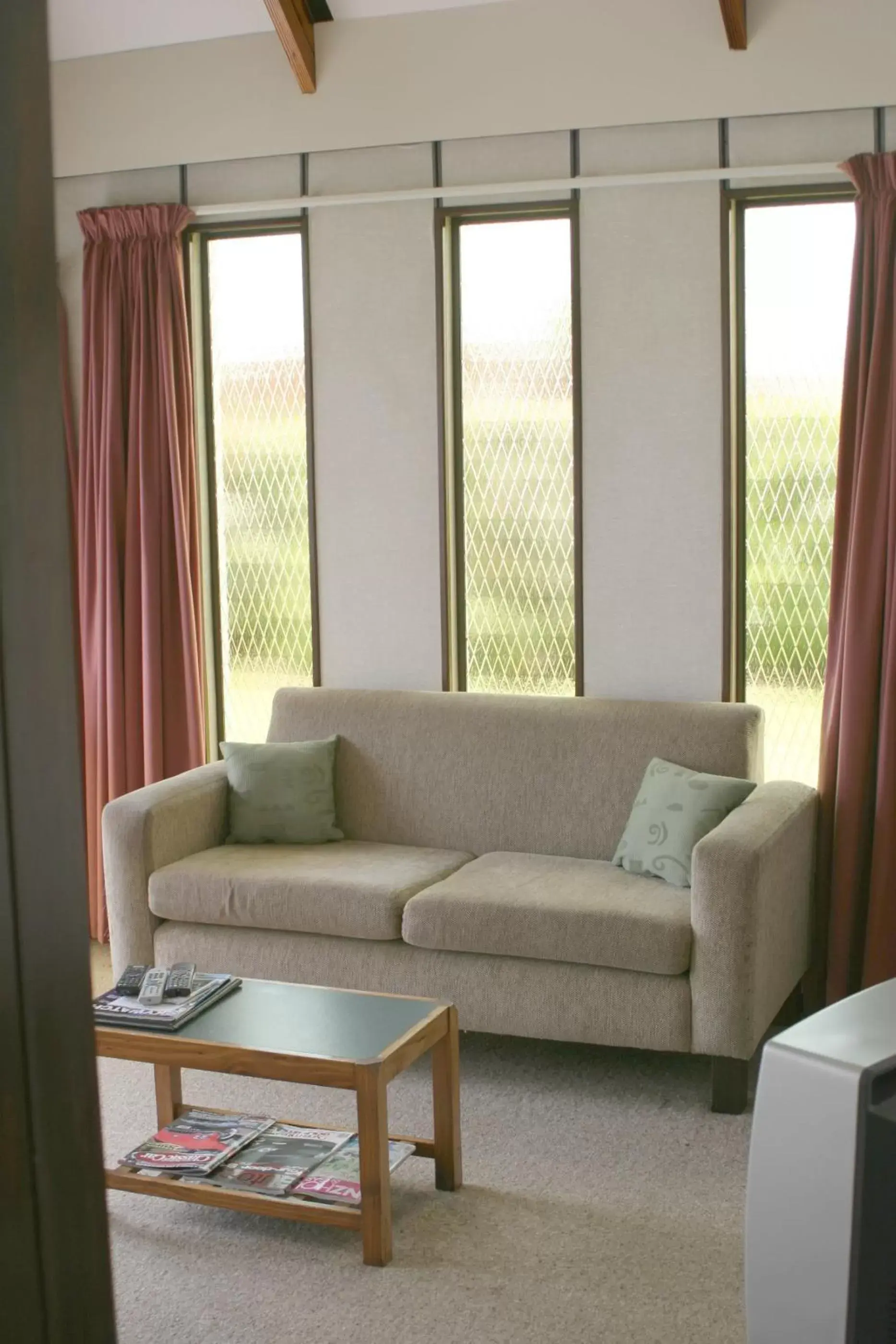 Living room, Seating Area in Bavarian Motel