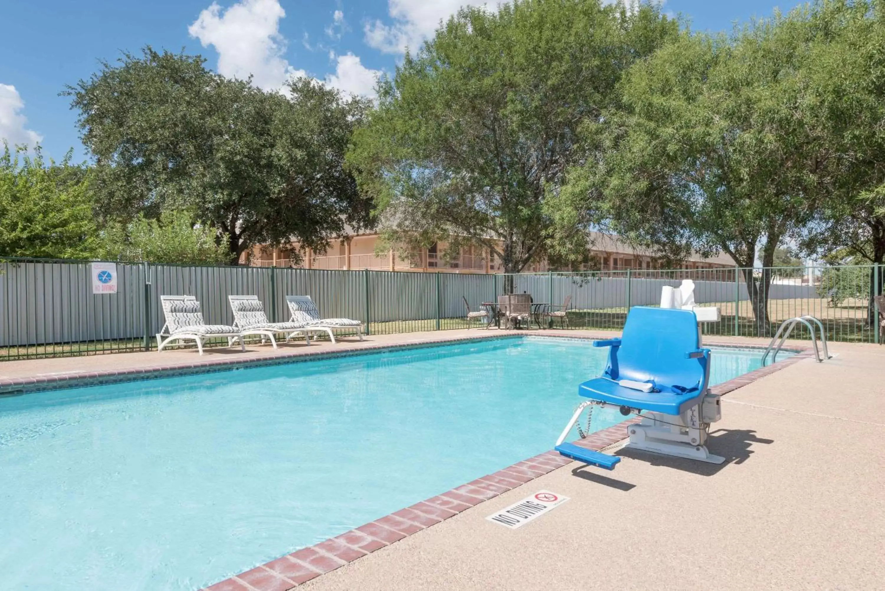 On site, Swimming Pool in Days Inn by Wyndham Bryan College Station
