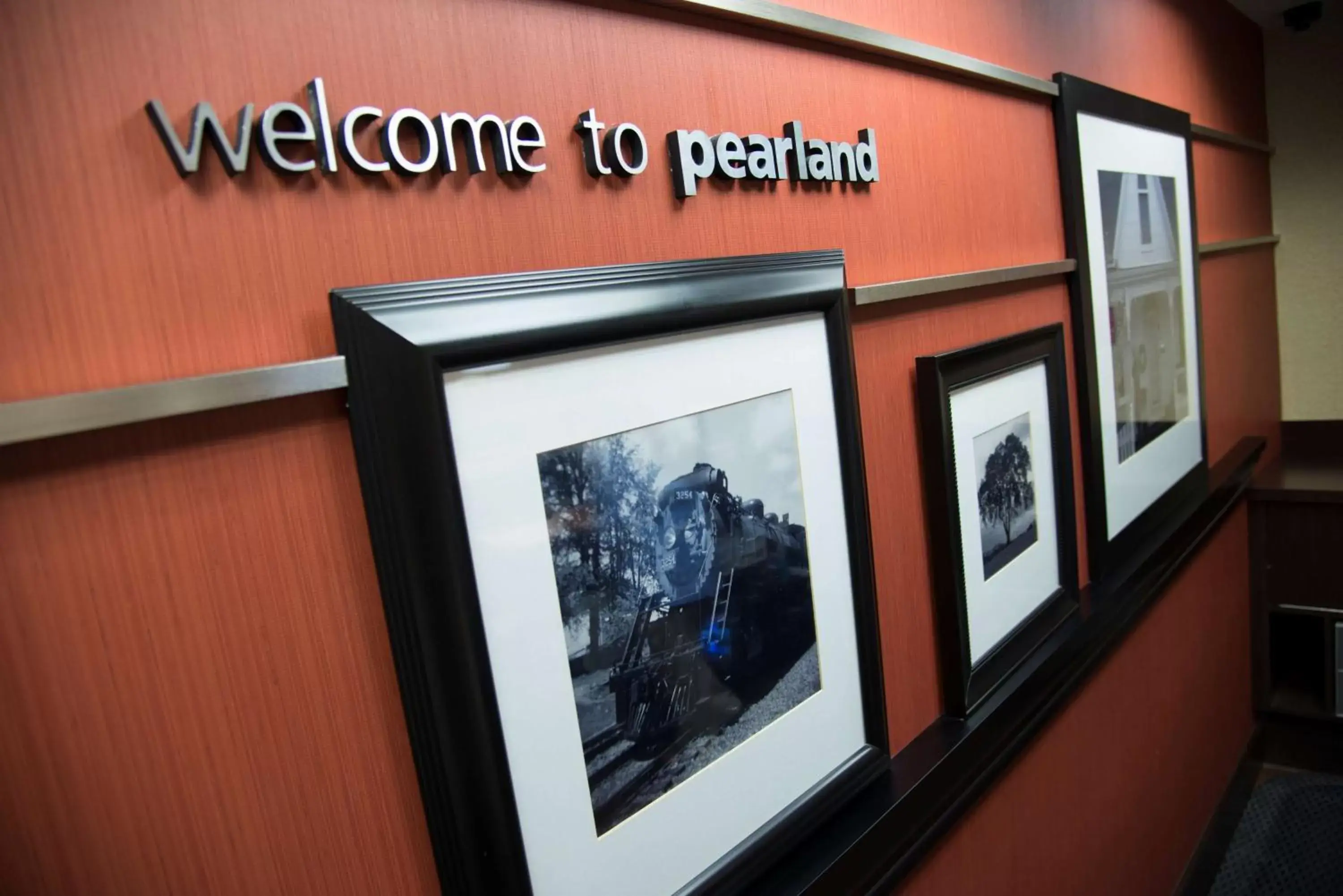 Lobby or reception in Hampton Inn Houston-Pearland, TX