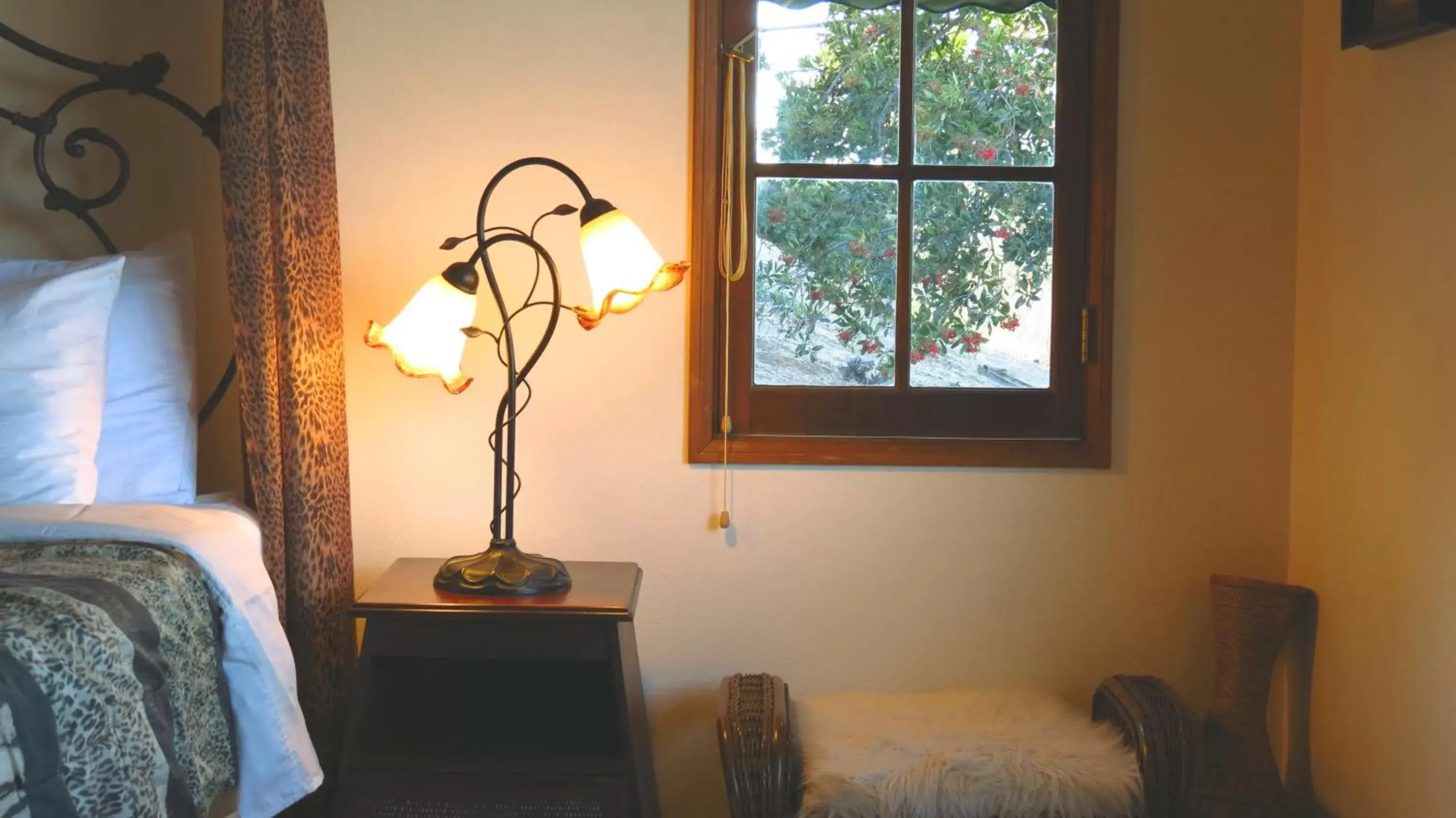 Decorative detail, Seating Area in Topanga Canyon Inn Bed and Breakfast