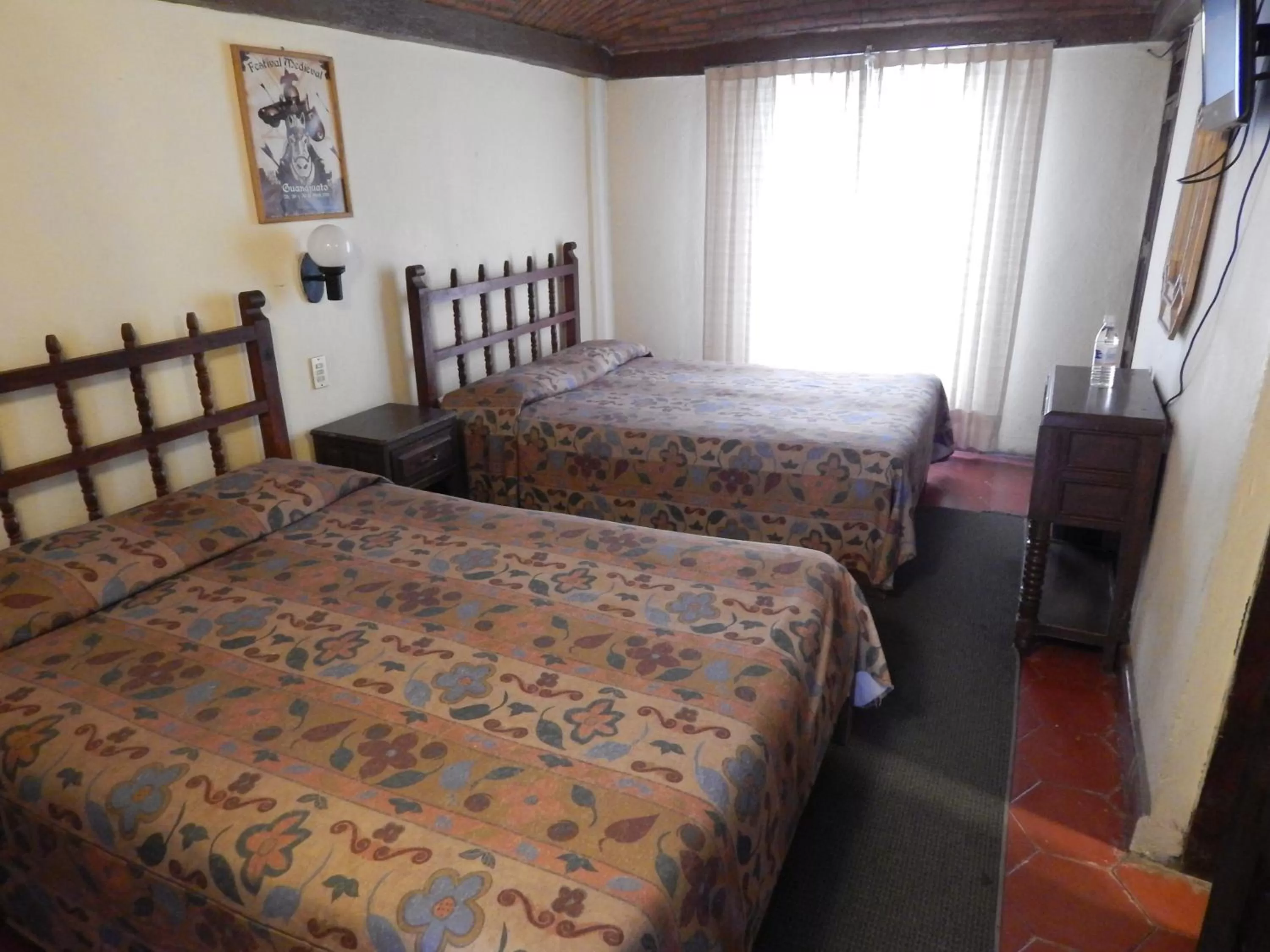 Photo of the whole room in Hotel Molino del Rey