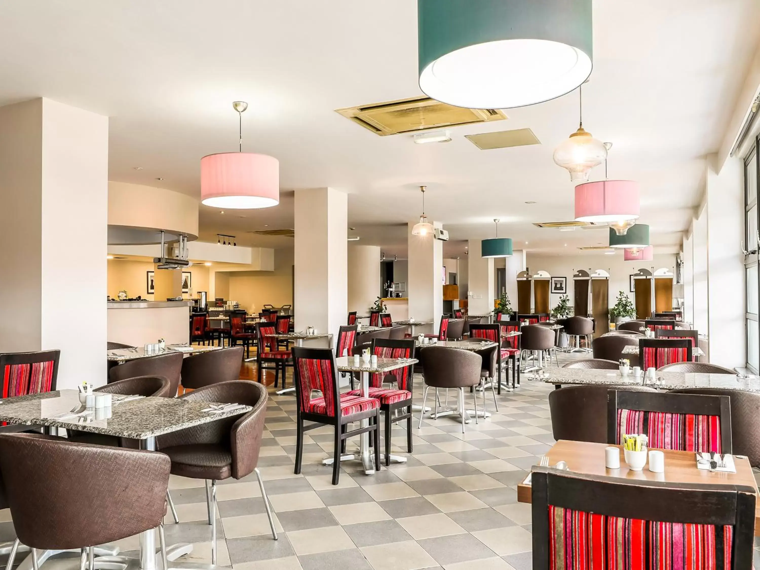 Restaurant/Places to Eat in OYO Flagship Sheffield City Centre