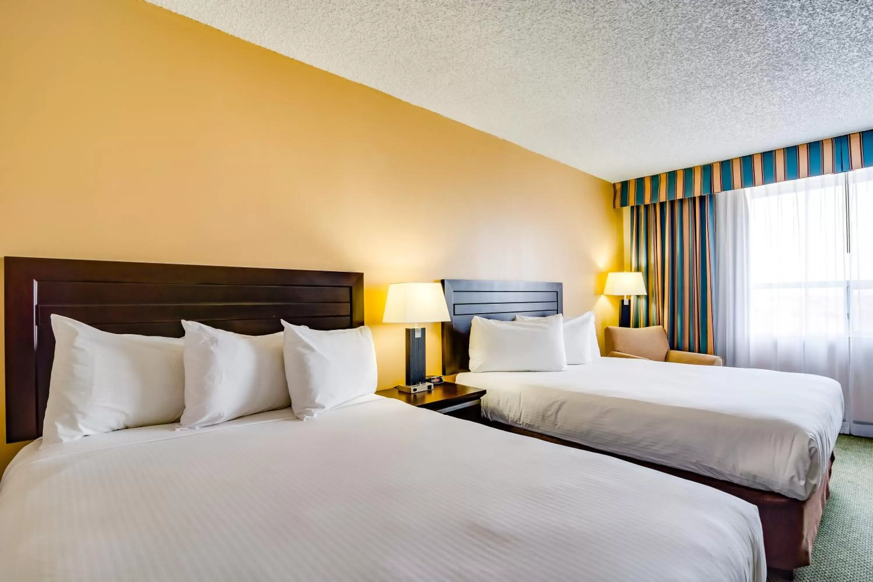 Photo of the whole room, Bed in Sawridge Inn and Conference Centre Edmonton South