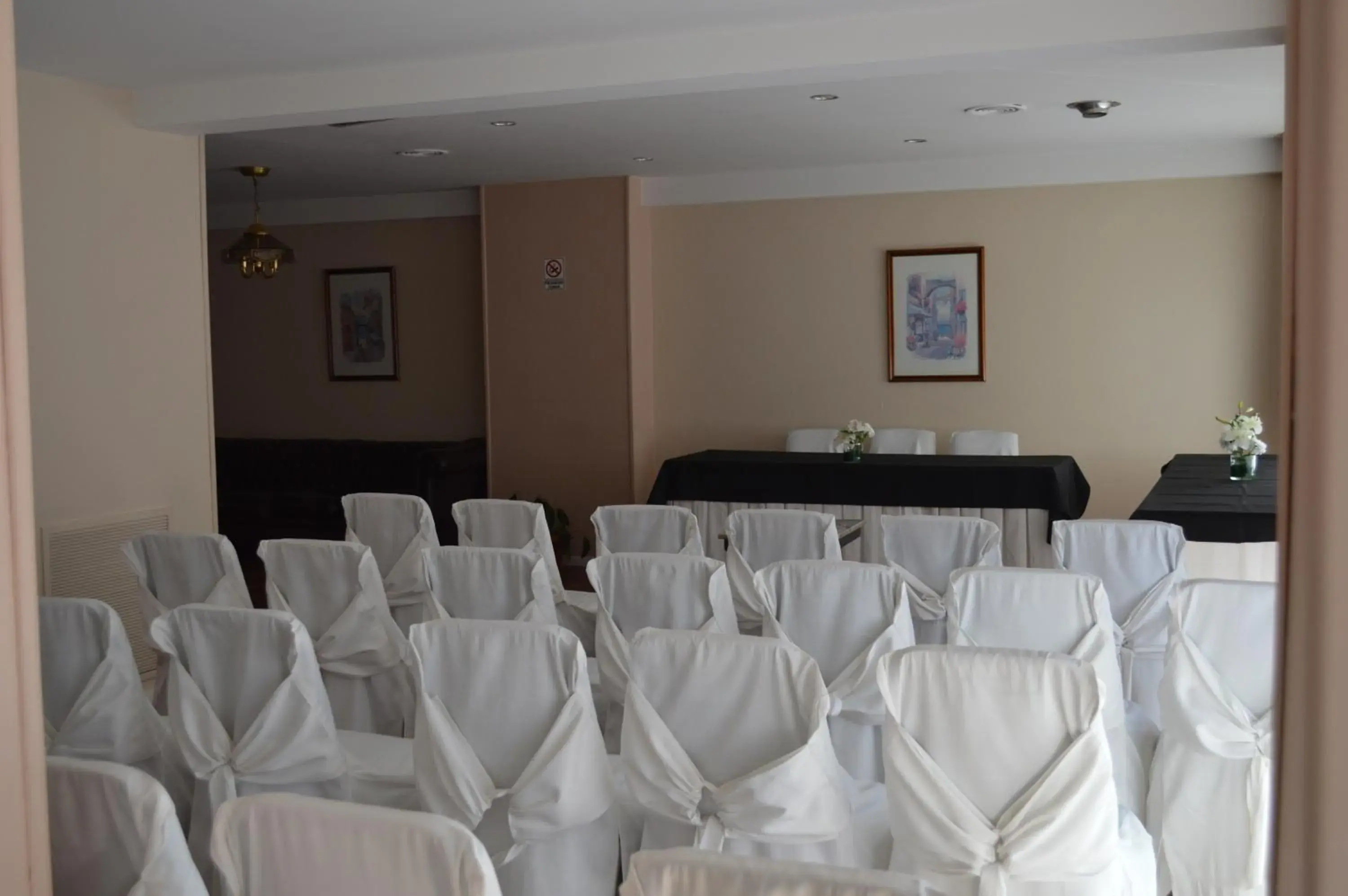 Meeting/conference room in Hotel Rayentray Trelew