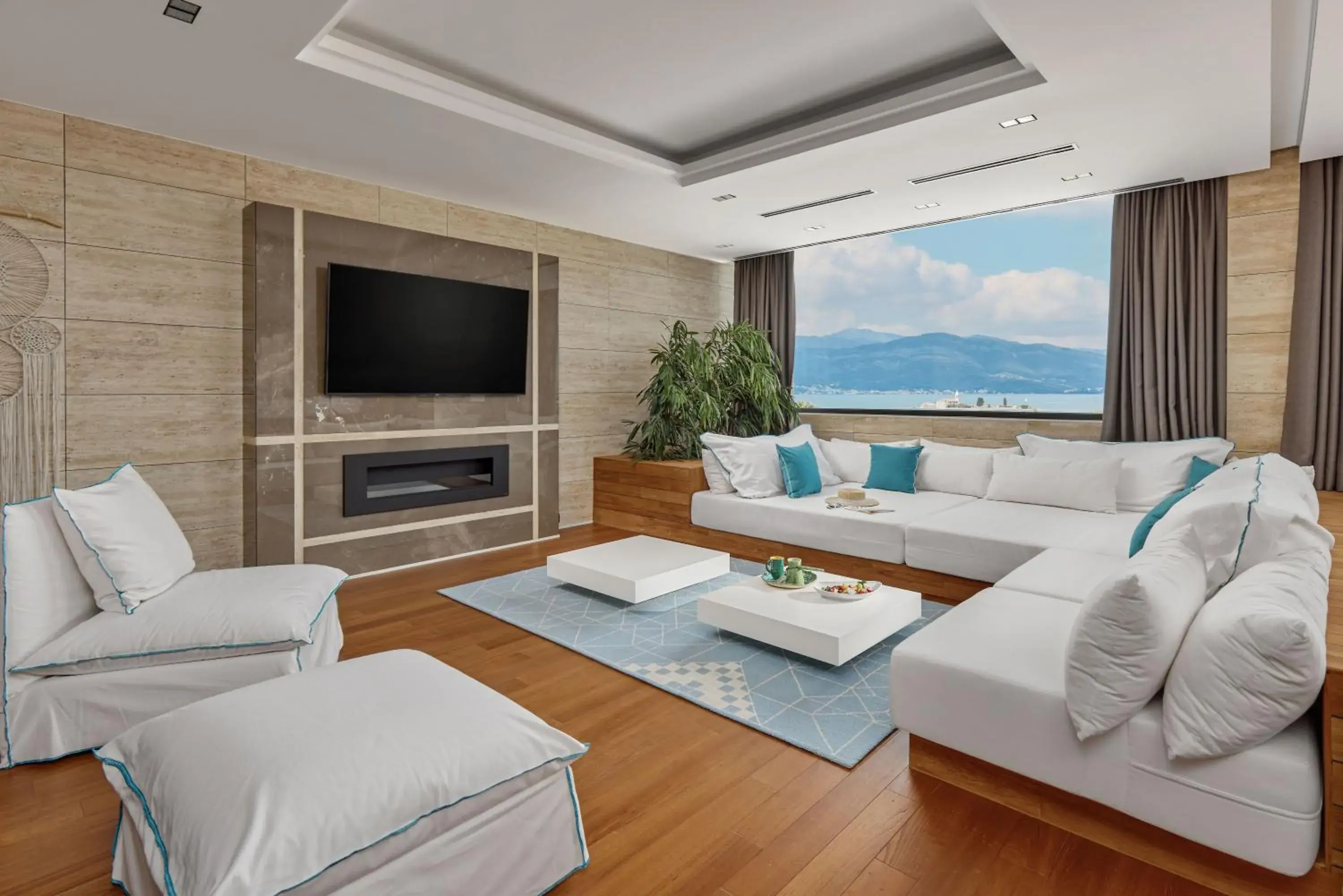 Living room, Seating Area in Nikki Beach Montenegro