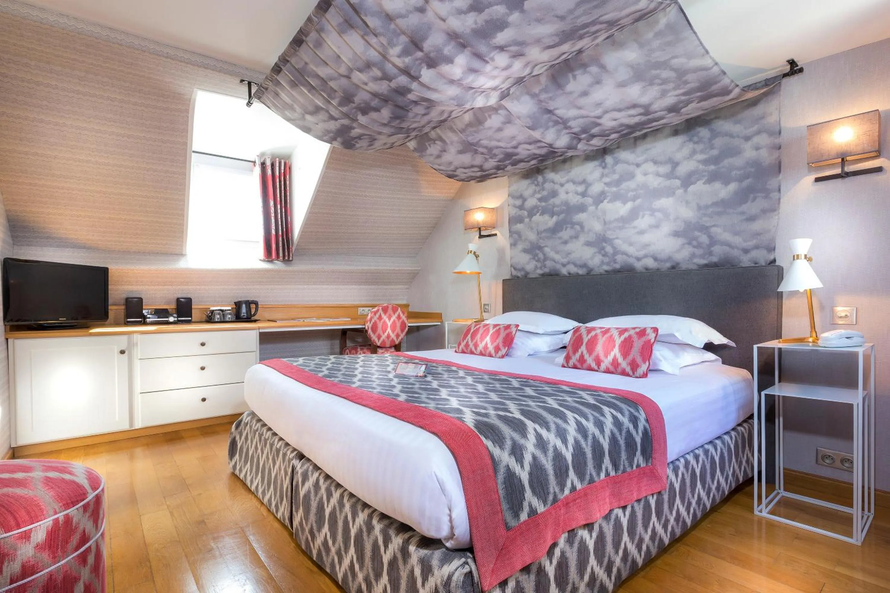 Junior Suite in Dauphine Saint Germain