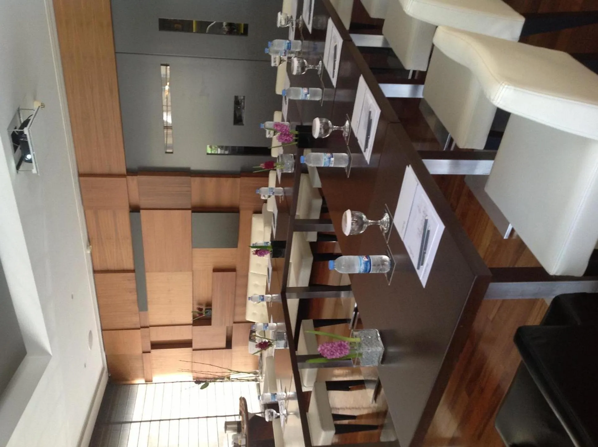 Meeting/conference room in ParkTower Suites