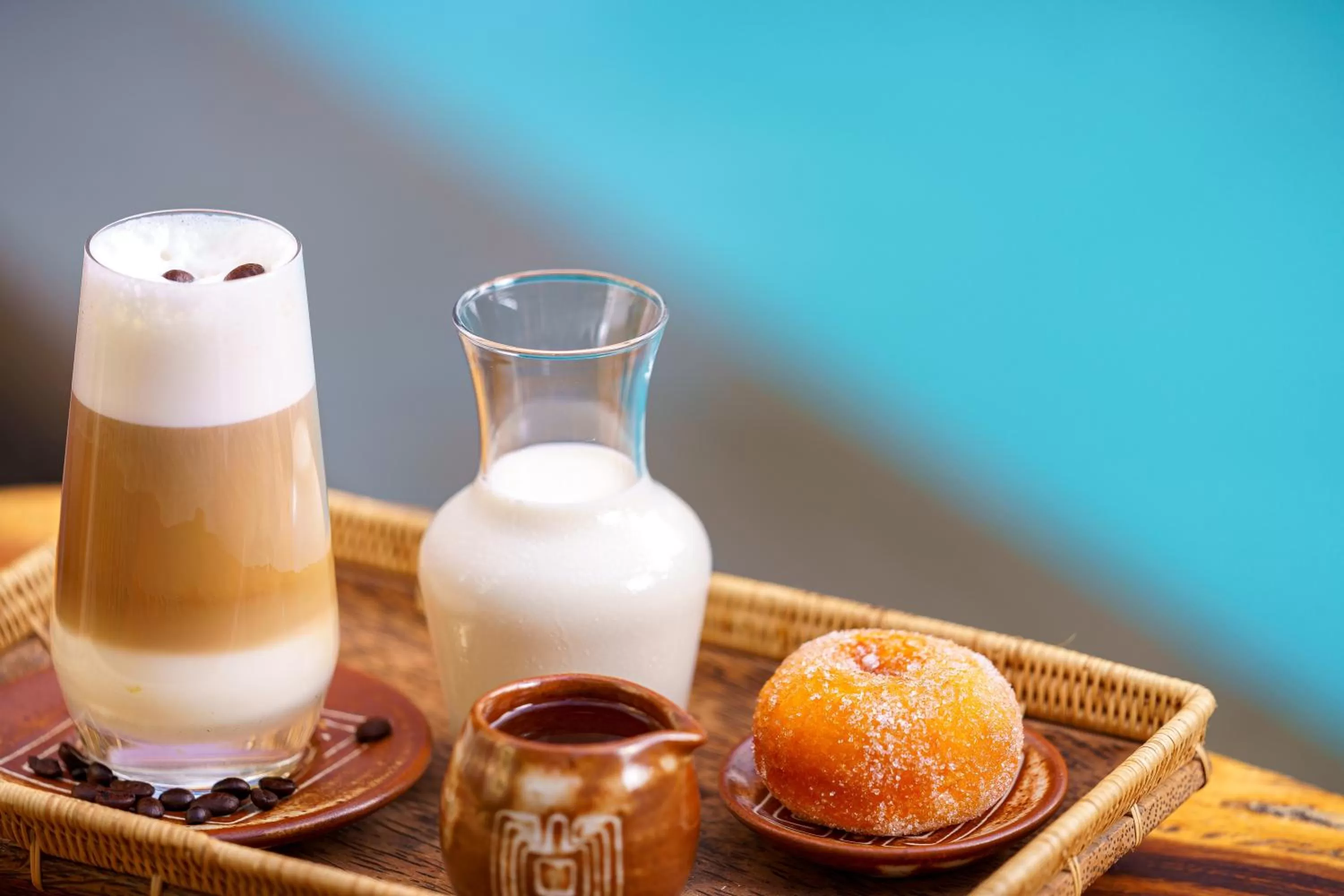 Food and drinks in Shintana Saya La Maison