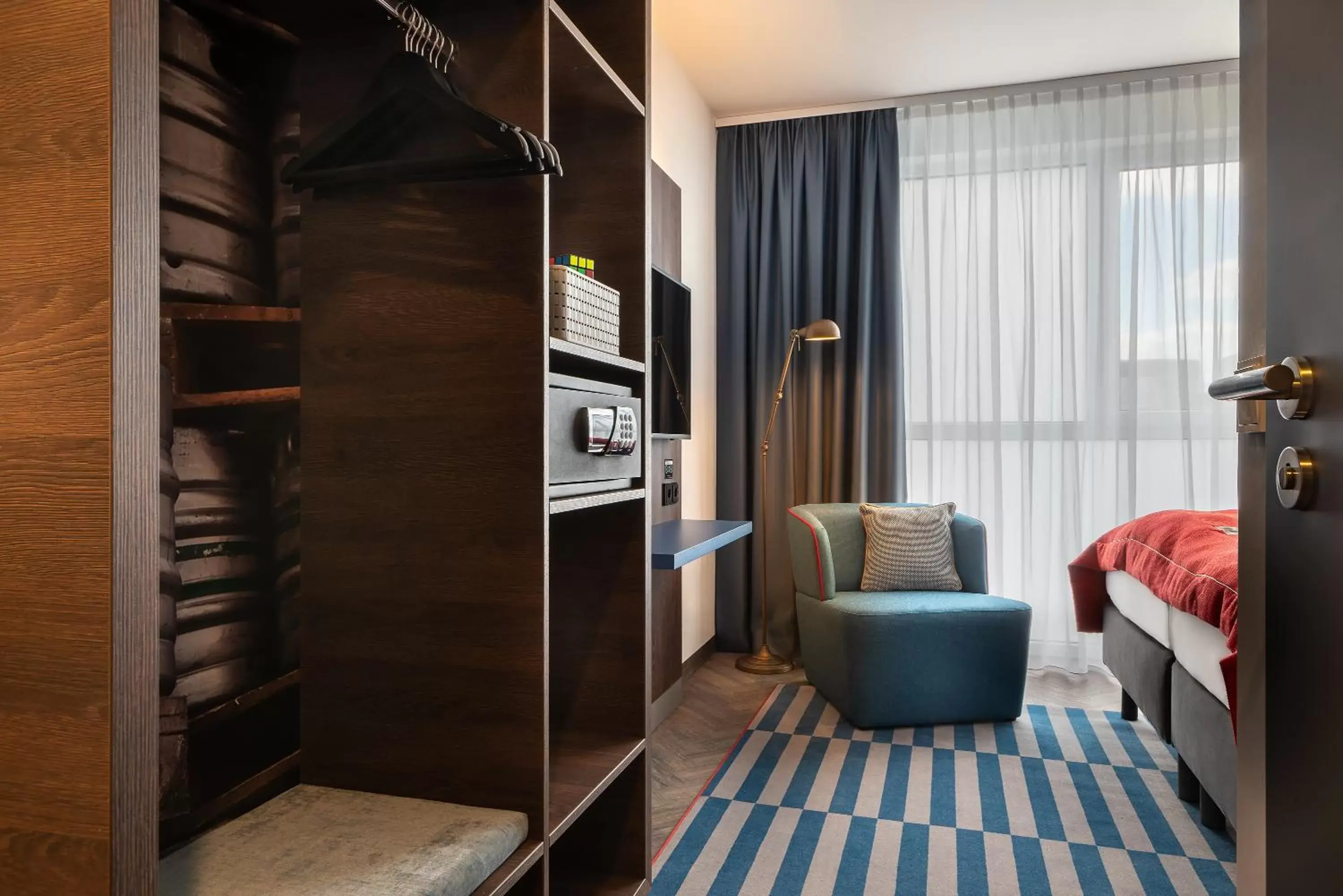 Other, Bed in Holiday Inn - the niu, Keg Hamburg Ost by IHG Other, Bed in Holiday Inn - the niu, Keg Hamburg Ost by IHG