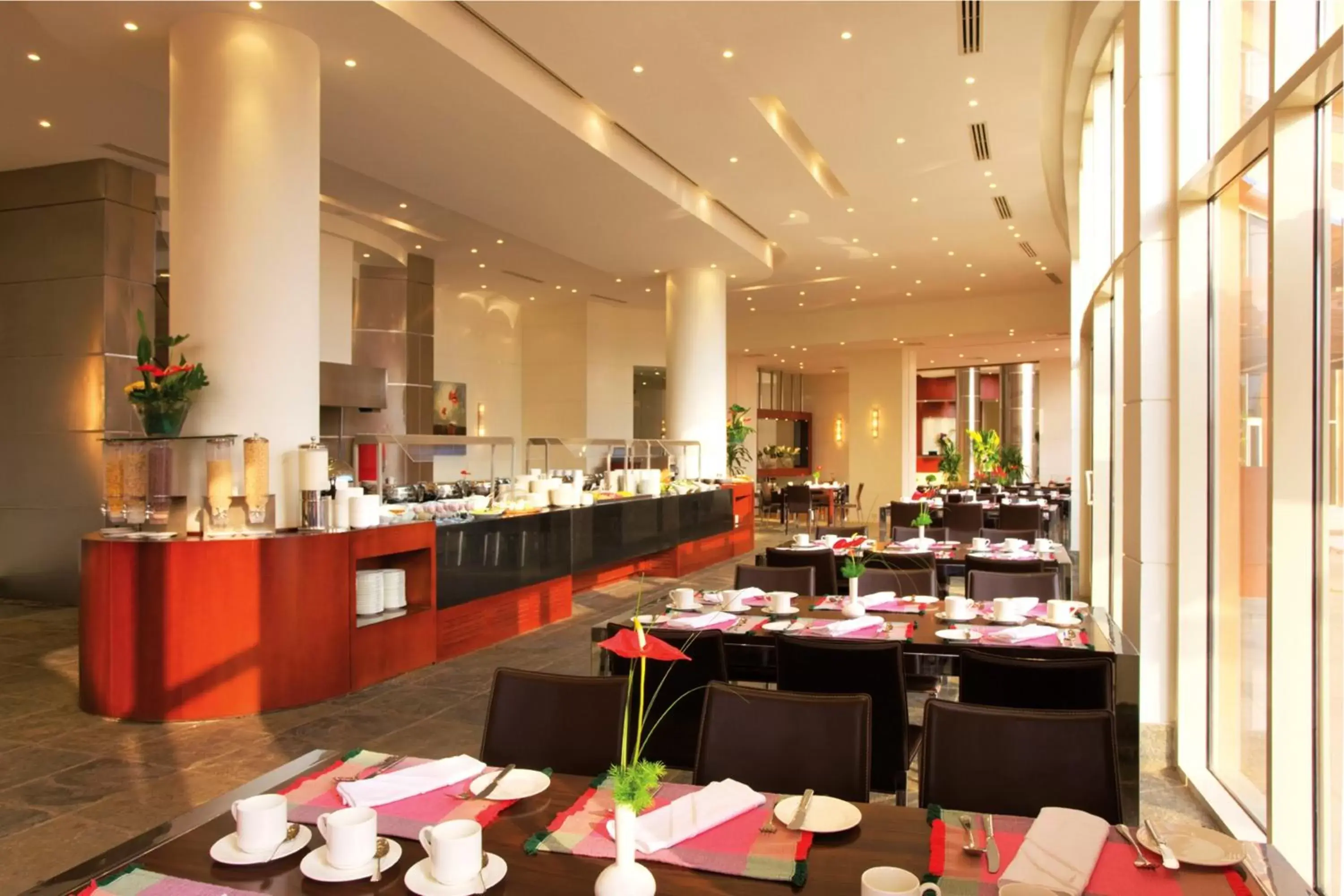 Restaurant/places to eat in Mövenpick Resort El Sokhna Restaurant/places to eat in Mövenpick Resort El Sokhna