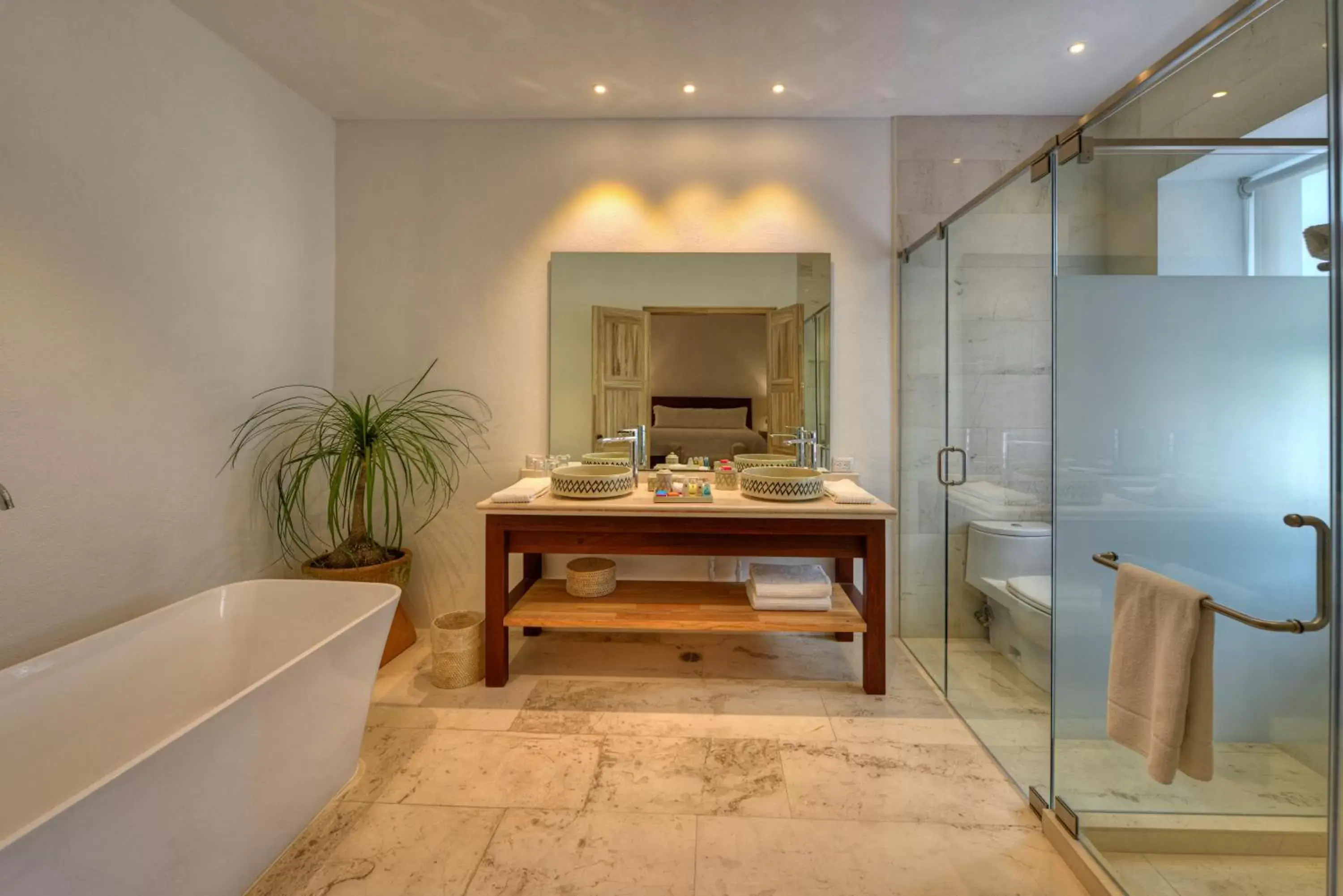 Bathroom, Dining Area in Hotel Boutique Casareyna