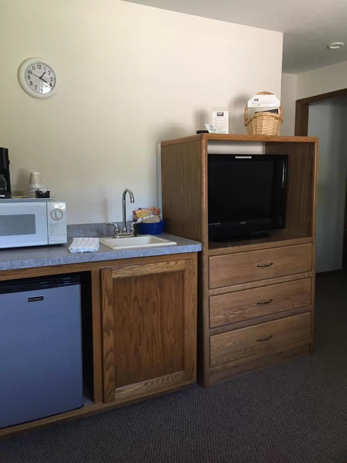 Quiet street view in Lull-Abi Inn