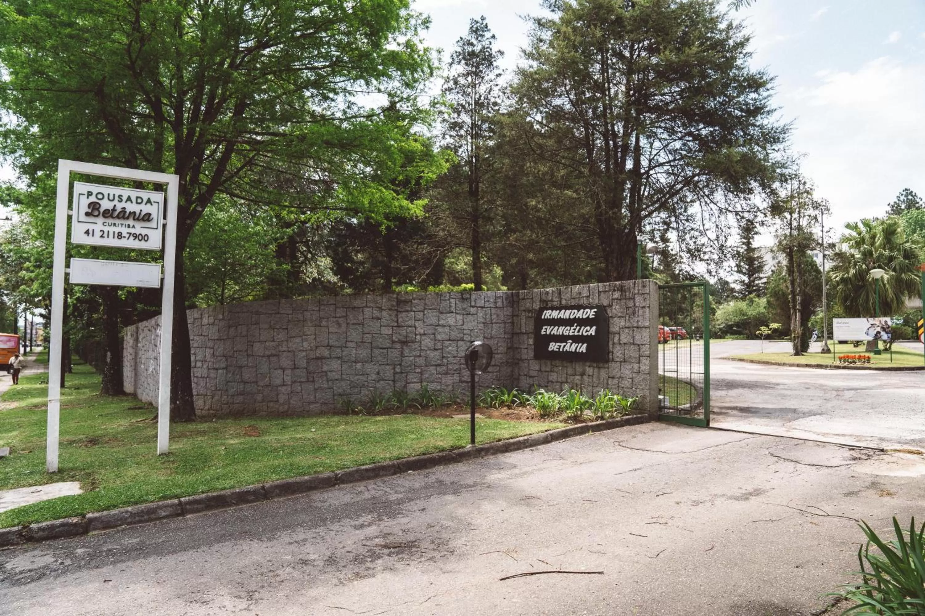 Facade/entrance in Pousada Betânia