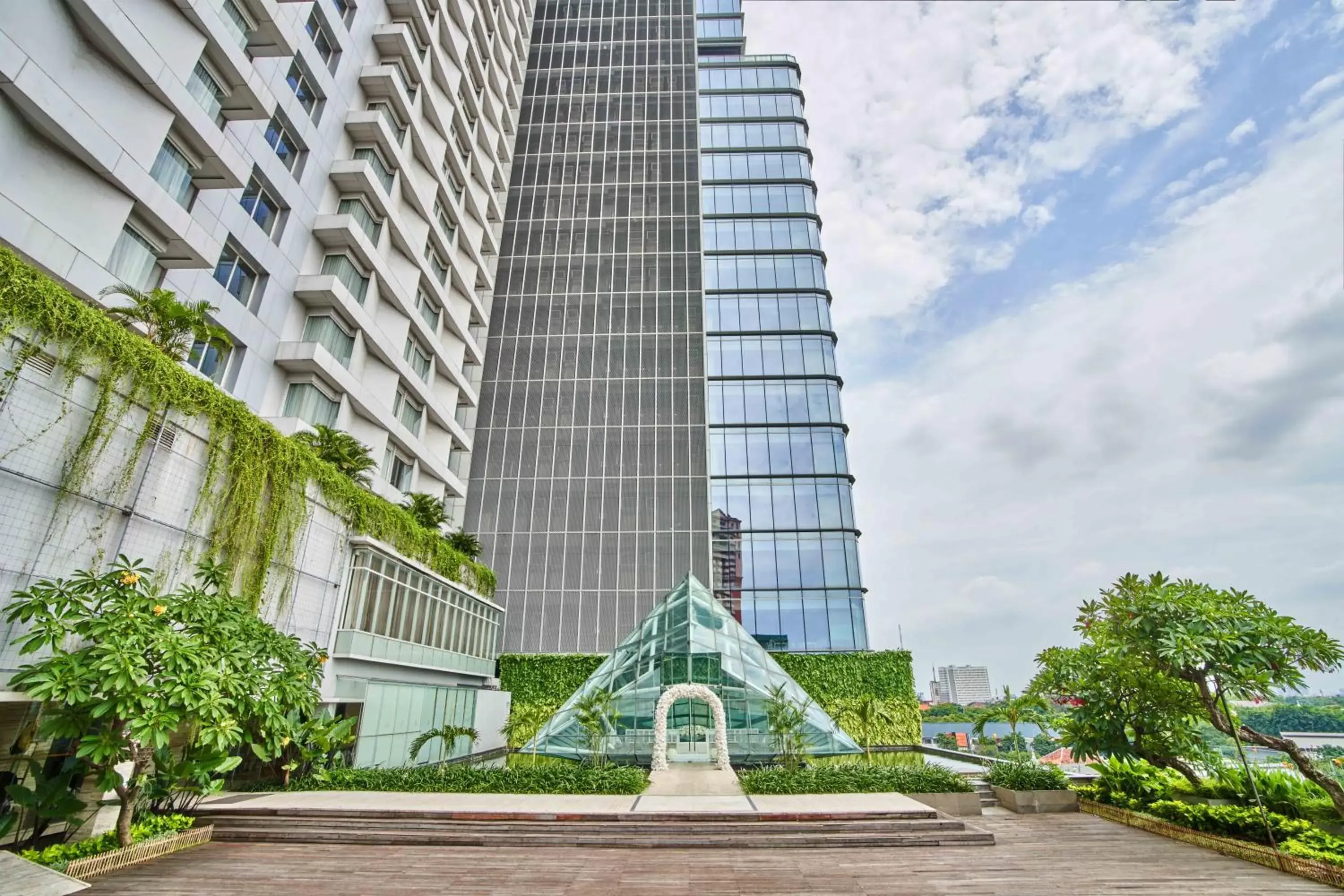 Area and facilities, Property Building in Vasa Hotel Surabaya