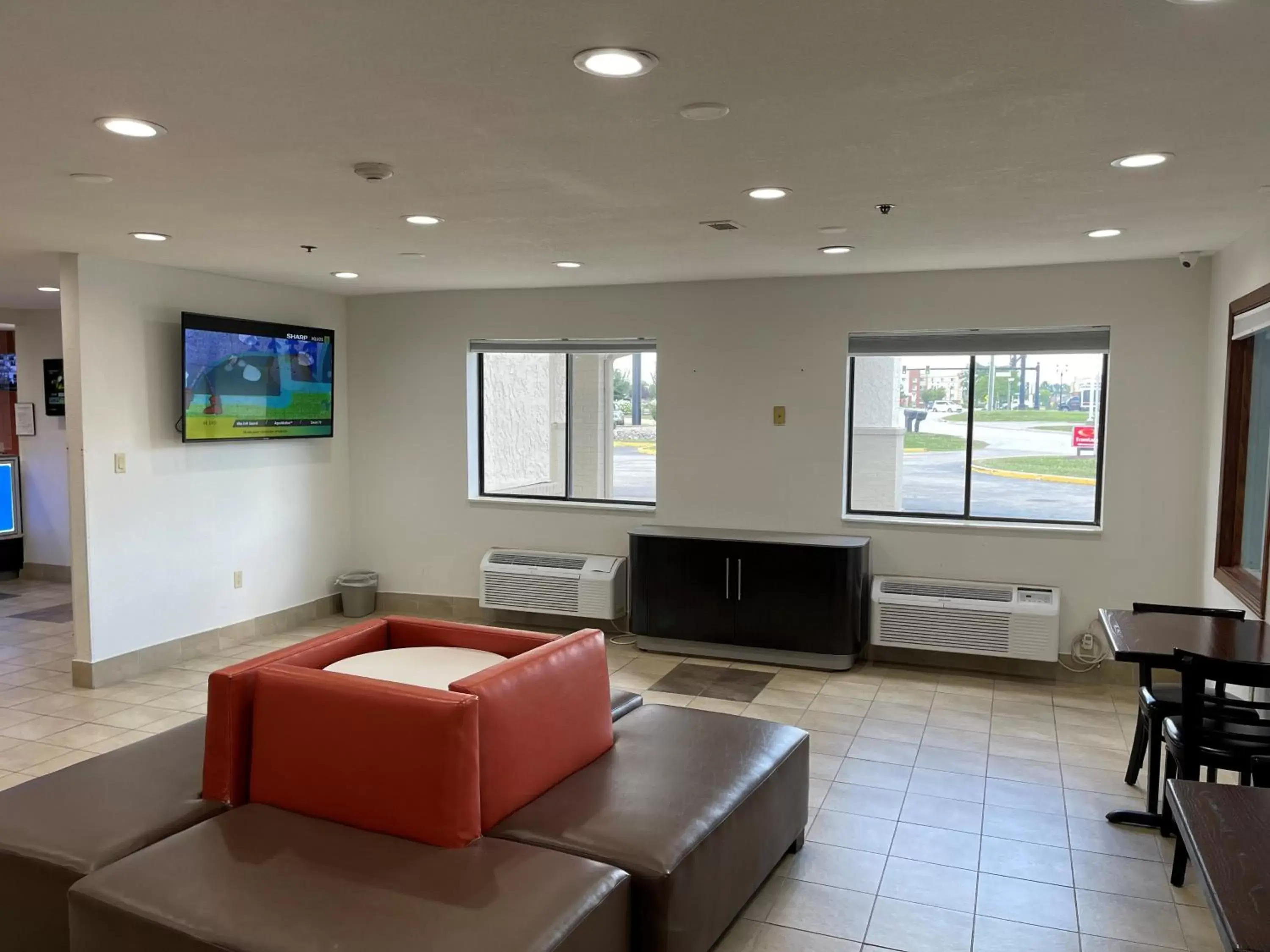 Lobby or reception, Seating Area in Relax Inn