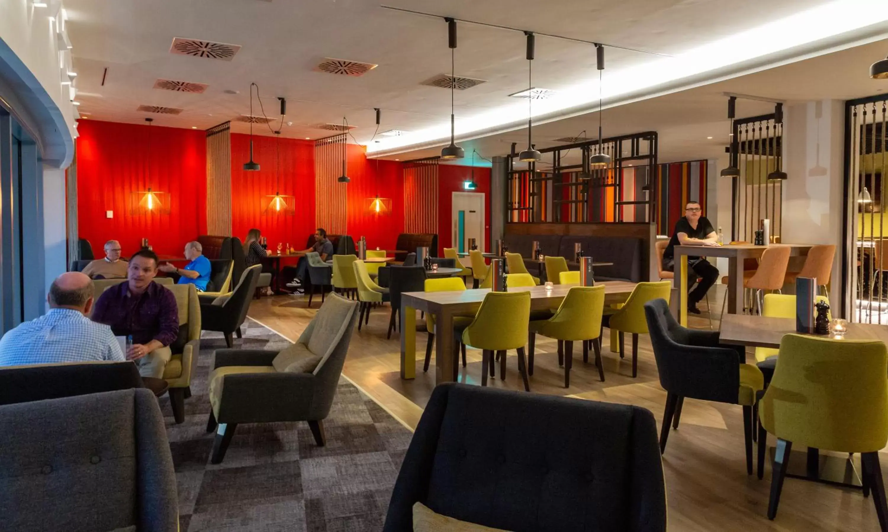 Restaurant/Places to Eat in Sleeperz Hotel Dundee