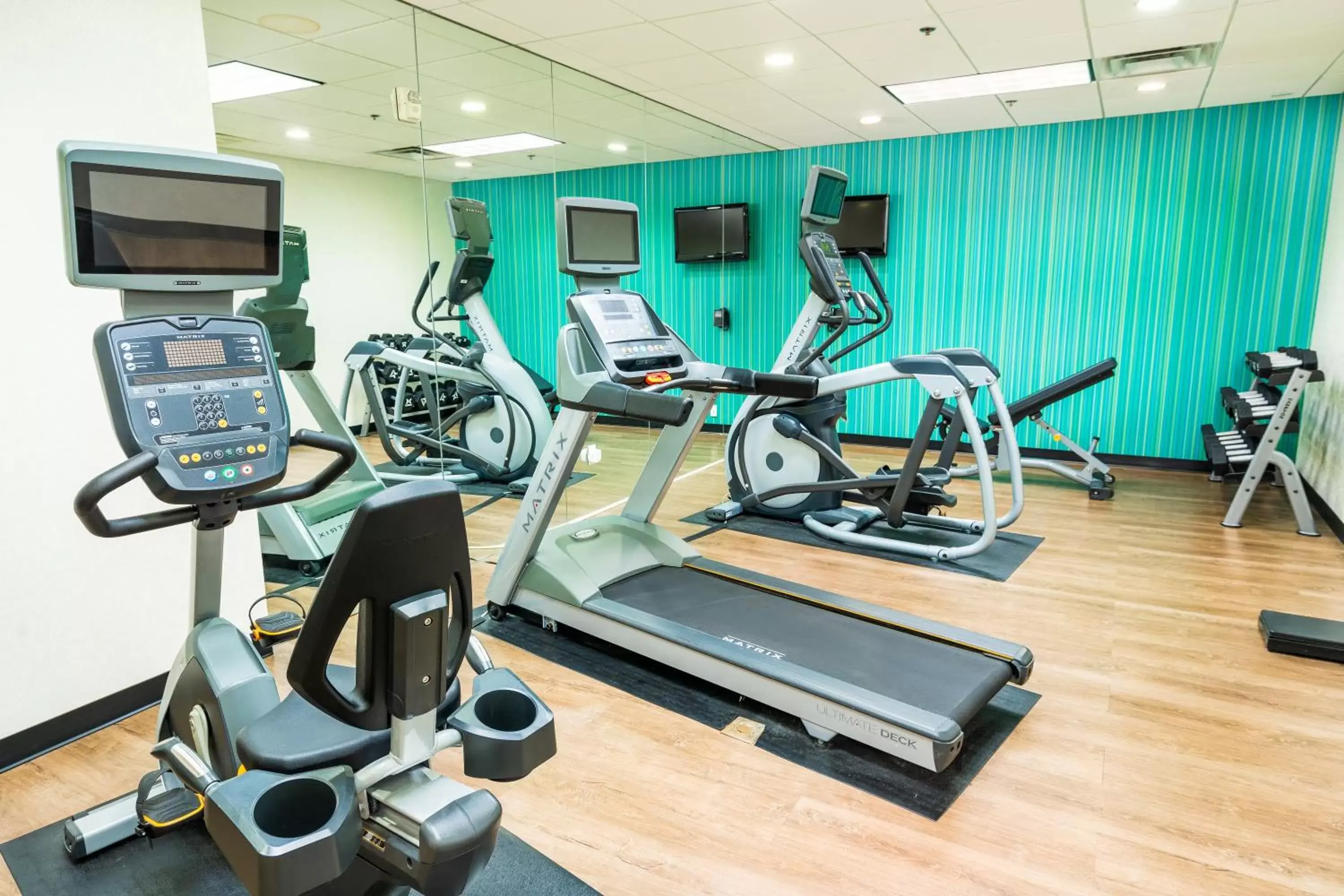 Fitness centre/facilities, Fitness Center/Facilities in Holiday Inn Express & Suites Las Vegas SW Springvalley, an IHG Hotel