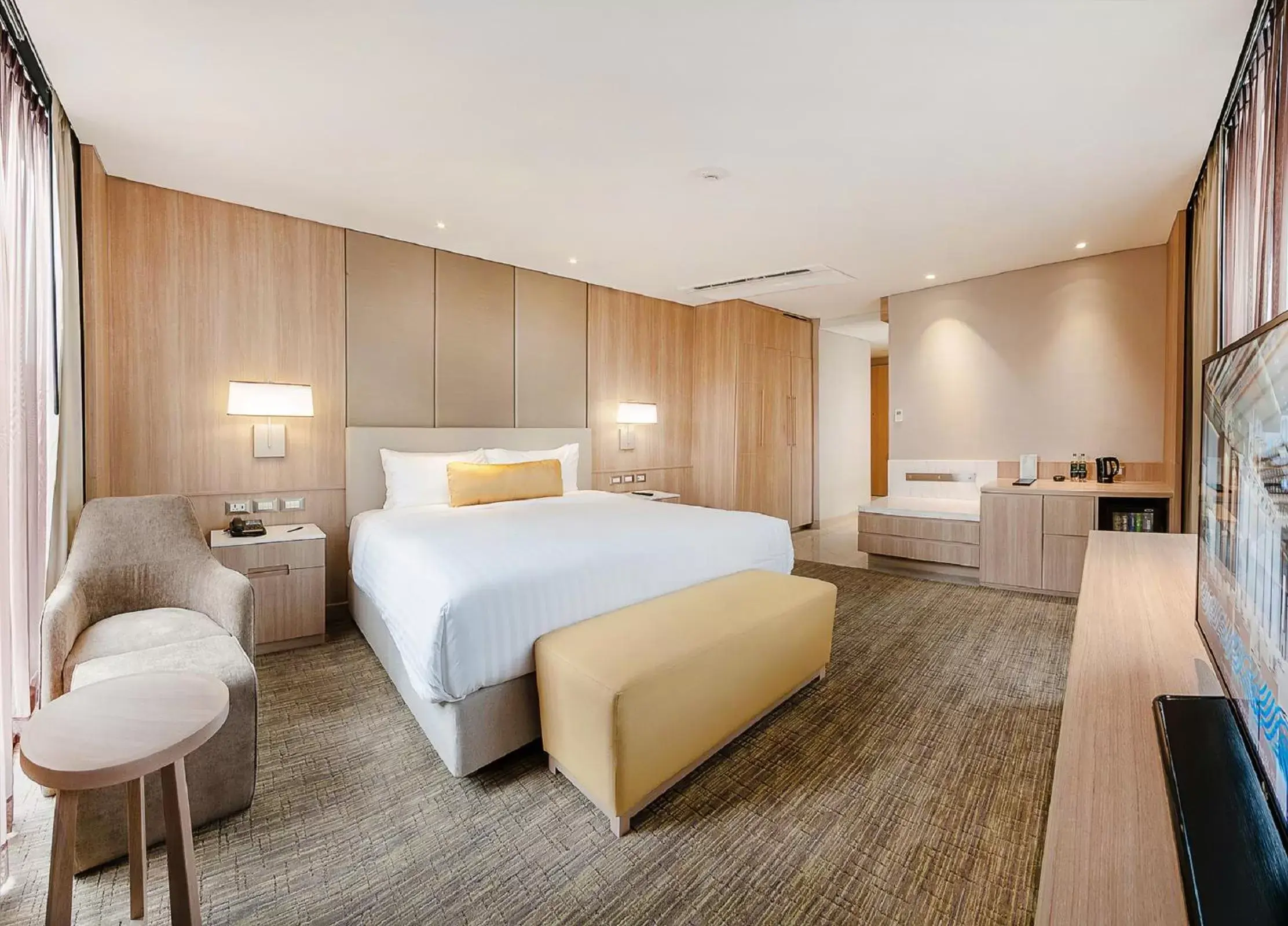Bedroom, Bed in SKYVIEW Hotel Bangkok - Em District