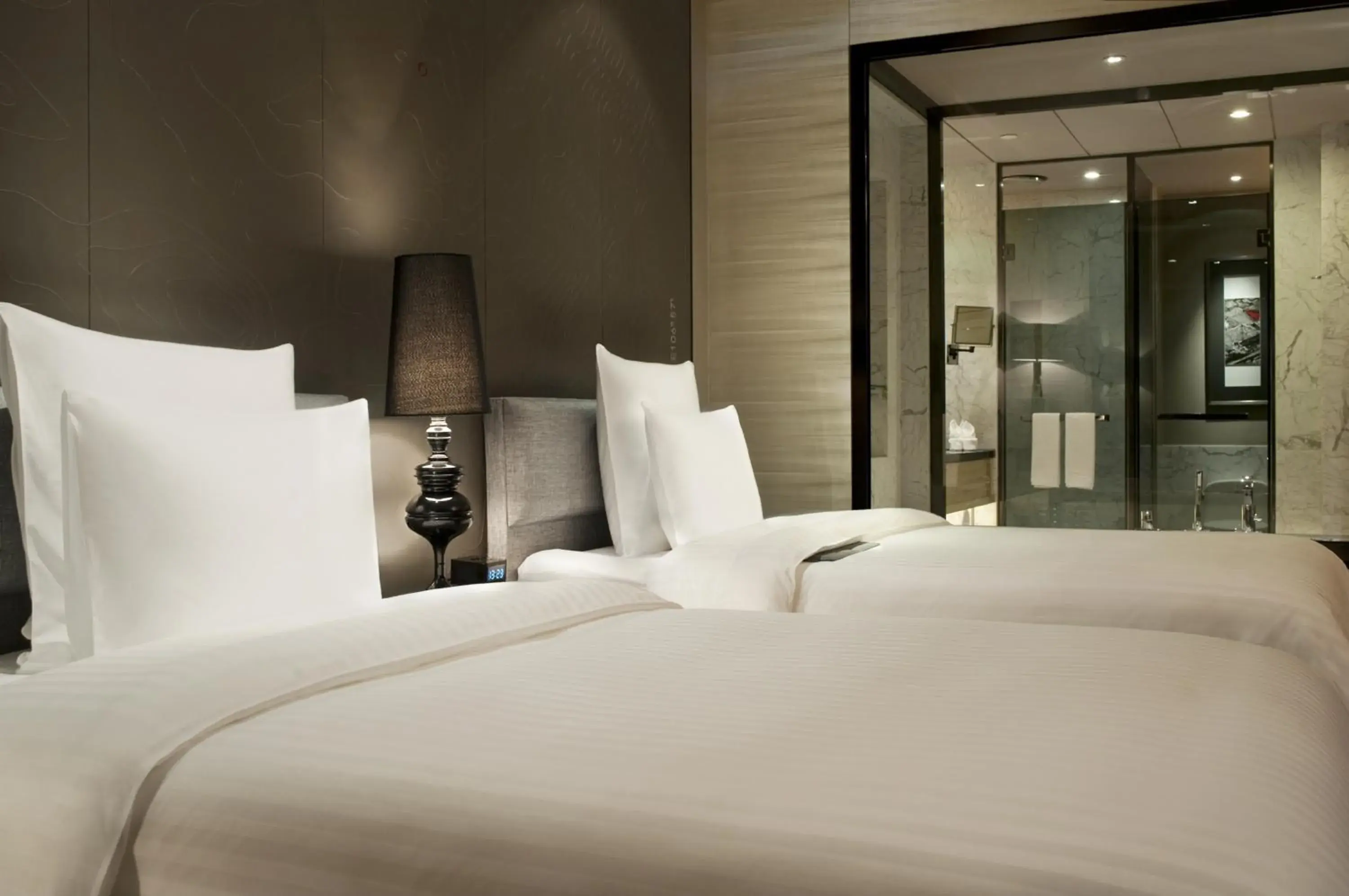 On site, Bed in Le Meridien Chongqing Nan'an