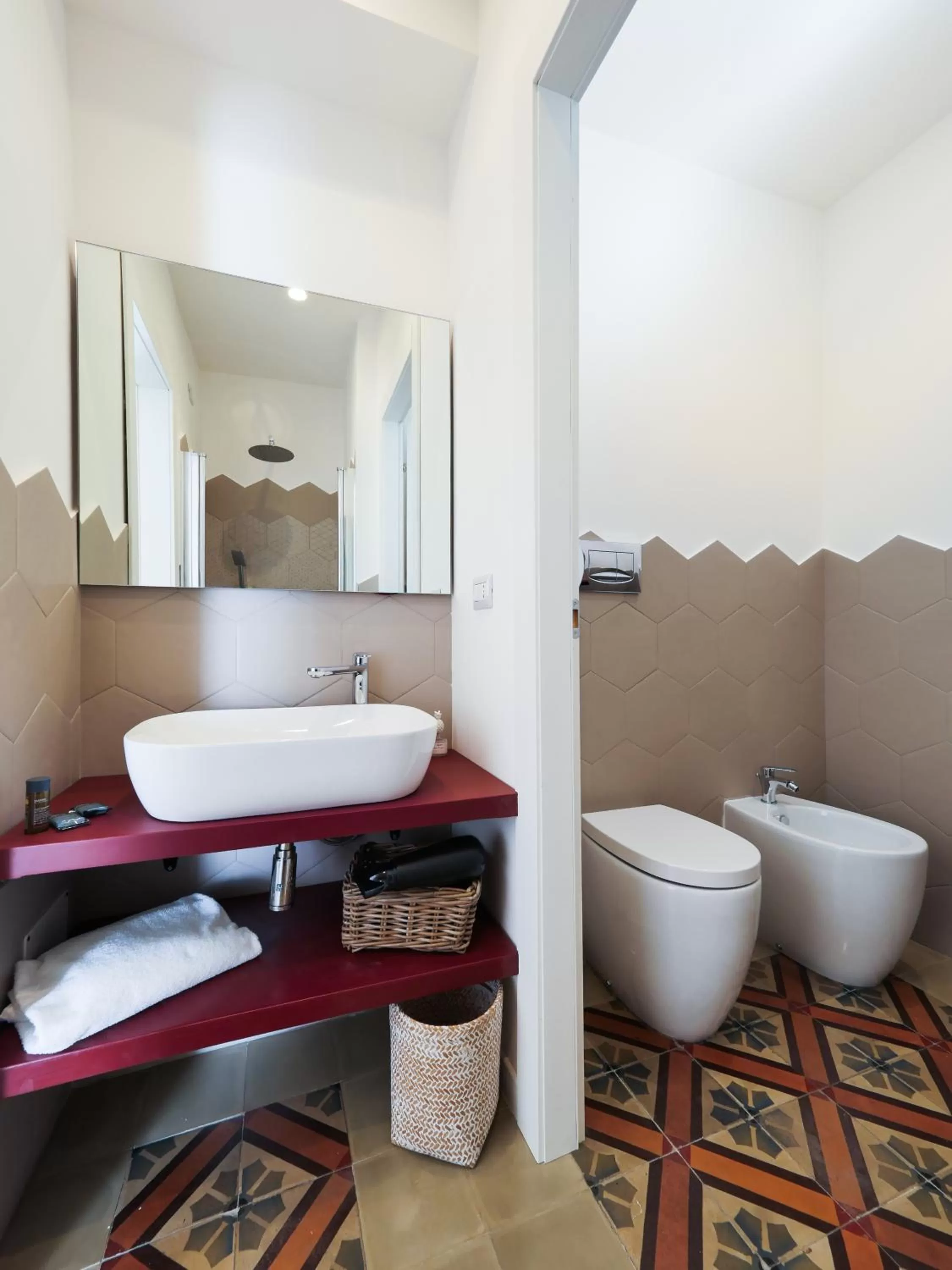 Bathroom in B&B Sciara Larmisi