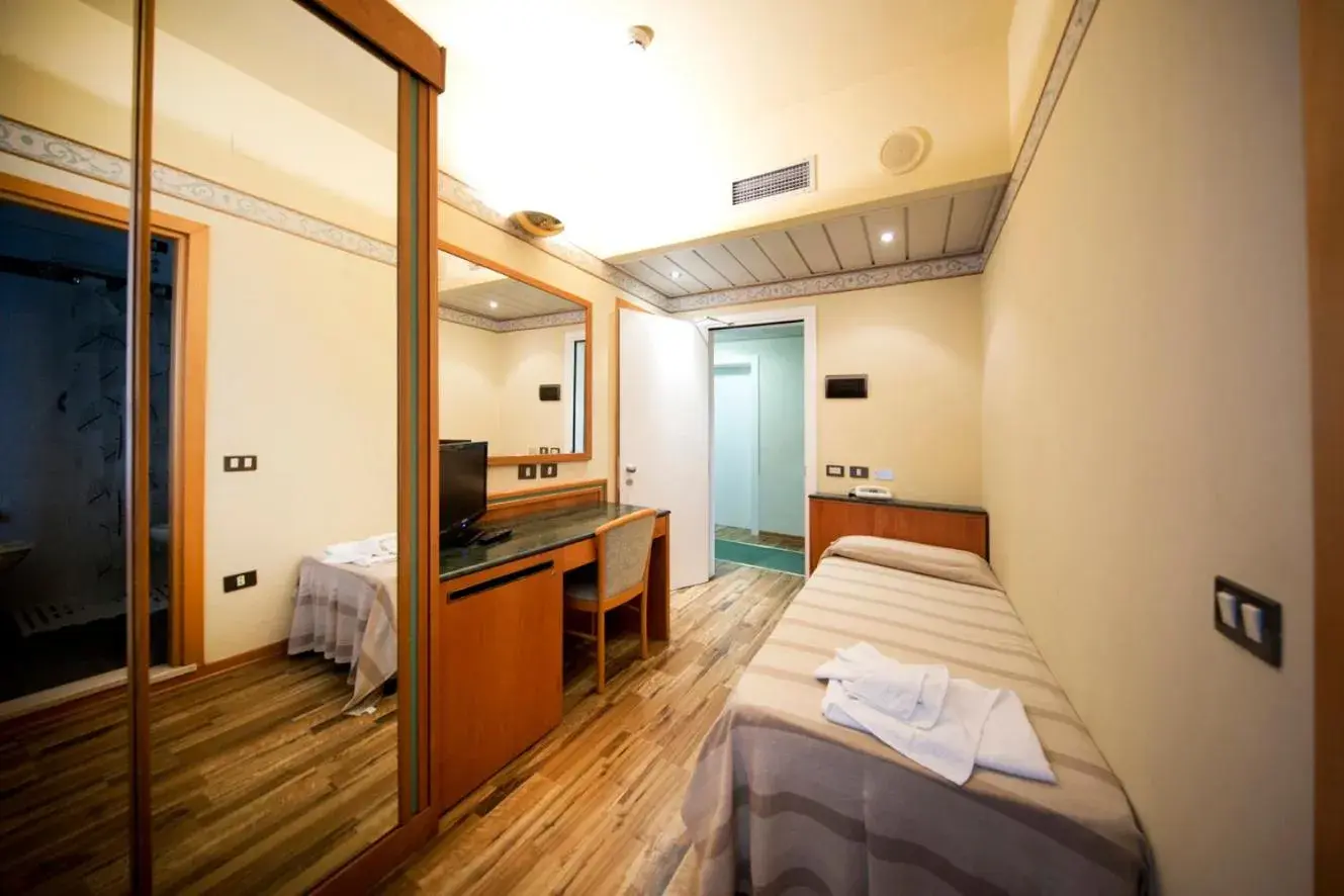 Bed in Hotel Marina Bay