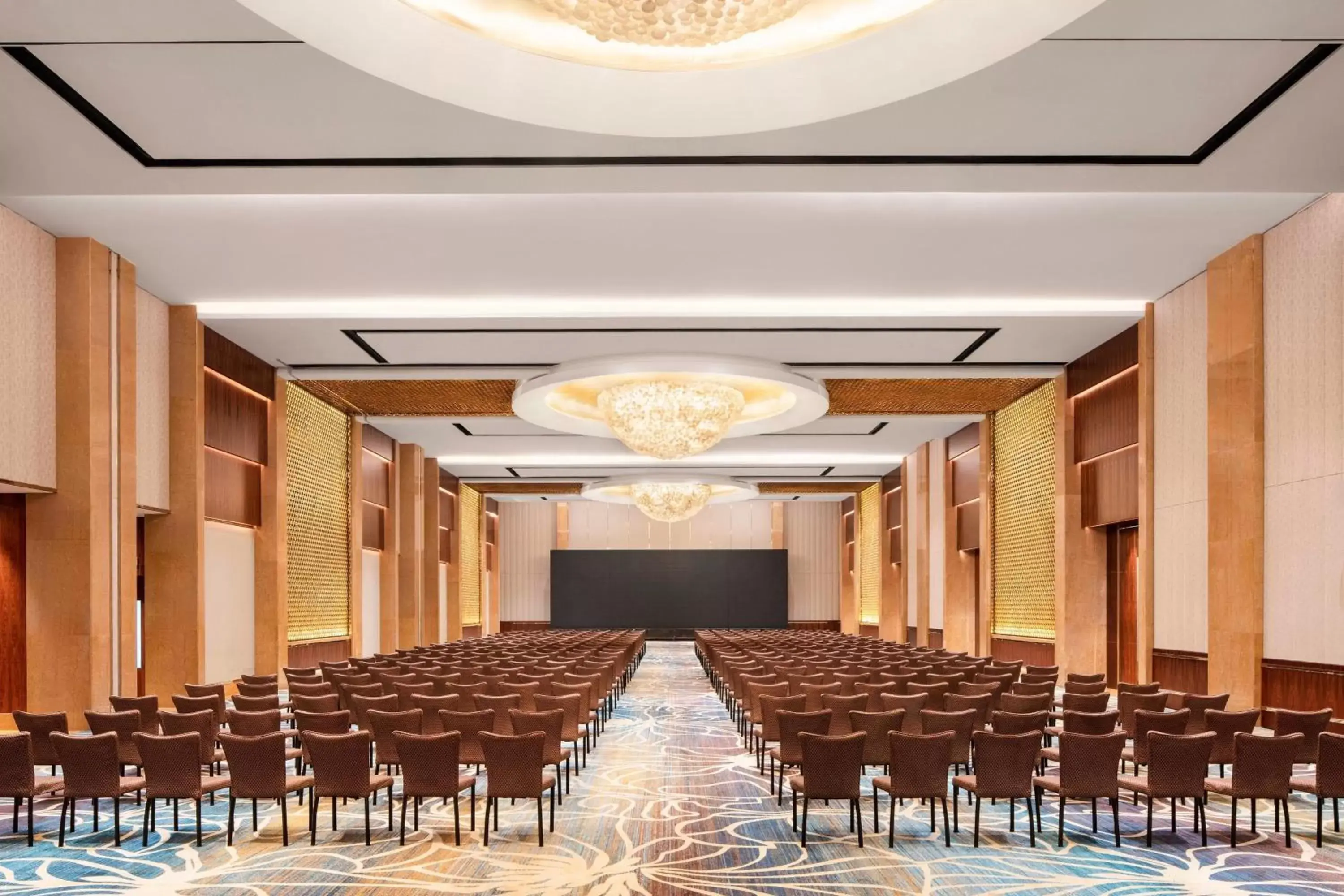 Meeting/conference room, Business Area/Conference Room in Sheraton Grand Shanghai Pudong Hotel & Residences