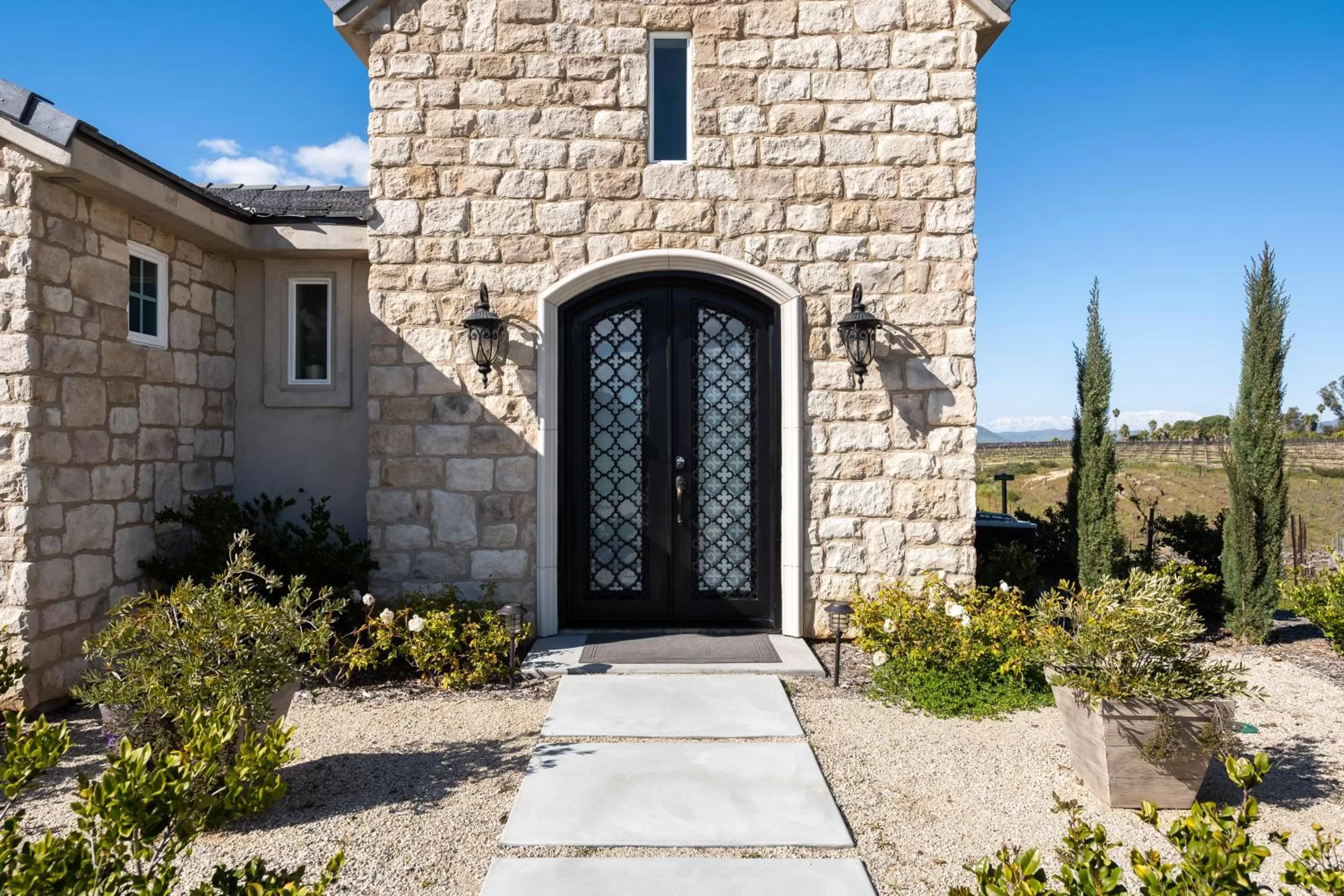 Property building in Domaine Chardonnay