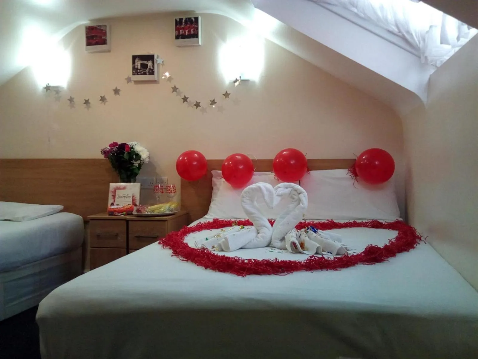 Bedroom, Bed in Britannia Inn Hotel