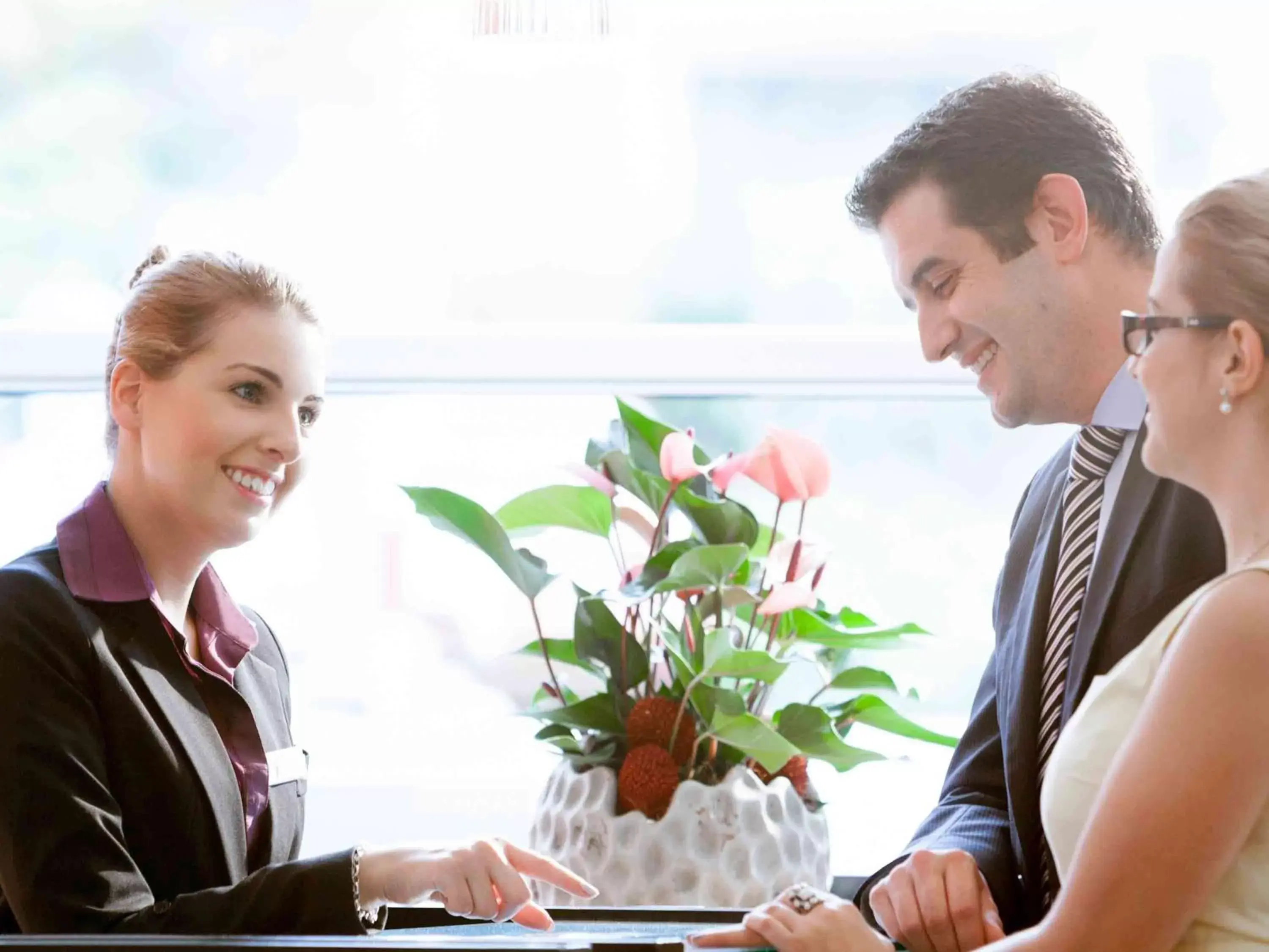 Property building, Guests in Novotel Zürich Airport Messe