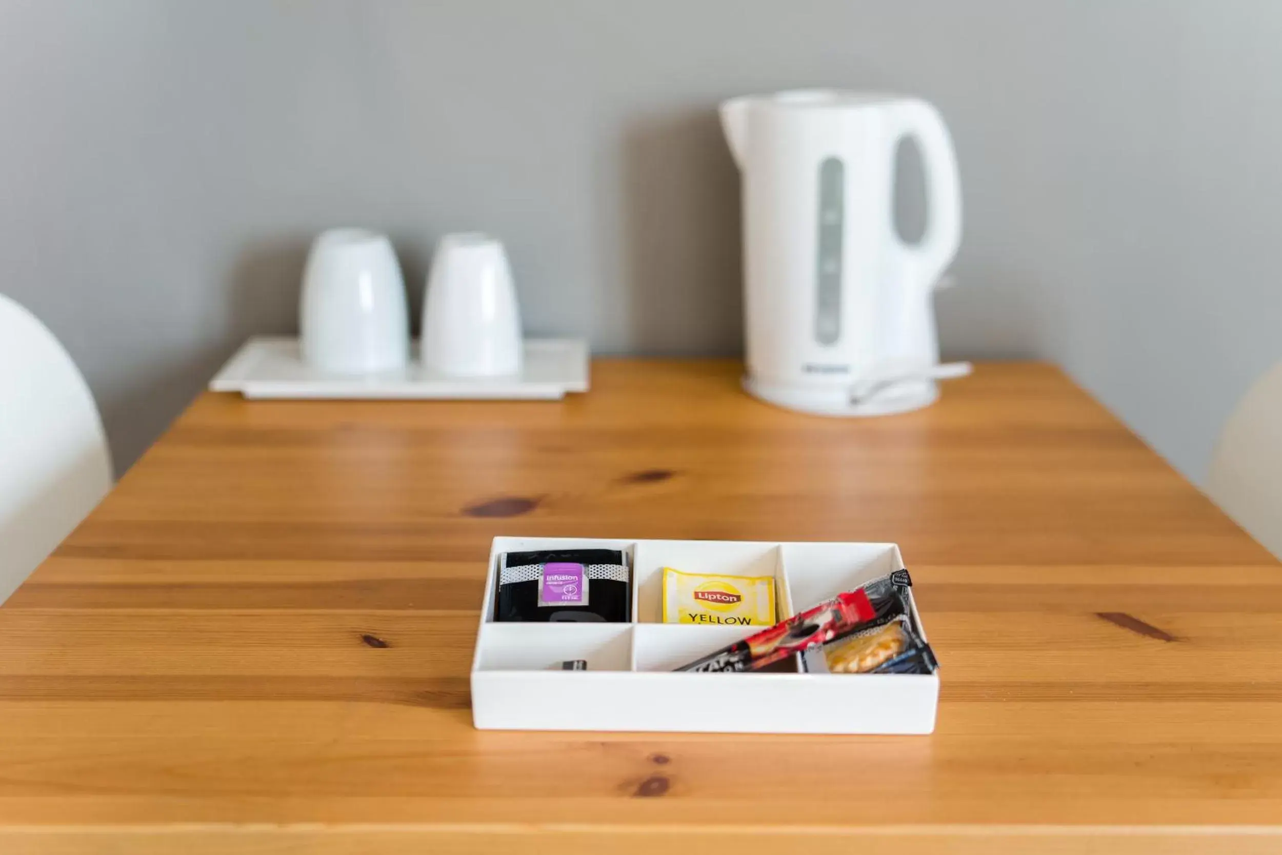 Coffee/tea facilities in Appart'hotel Victoria Garden Pau