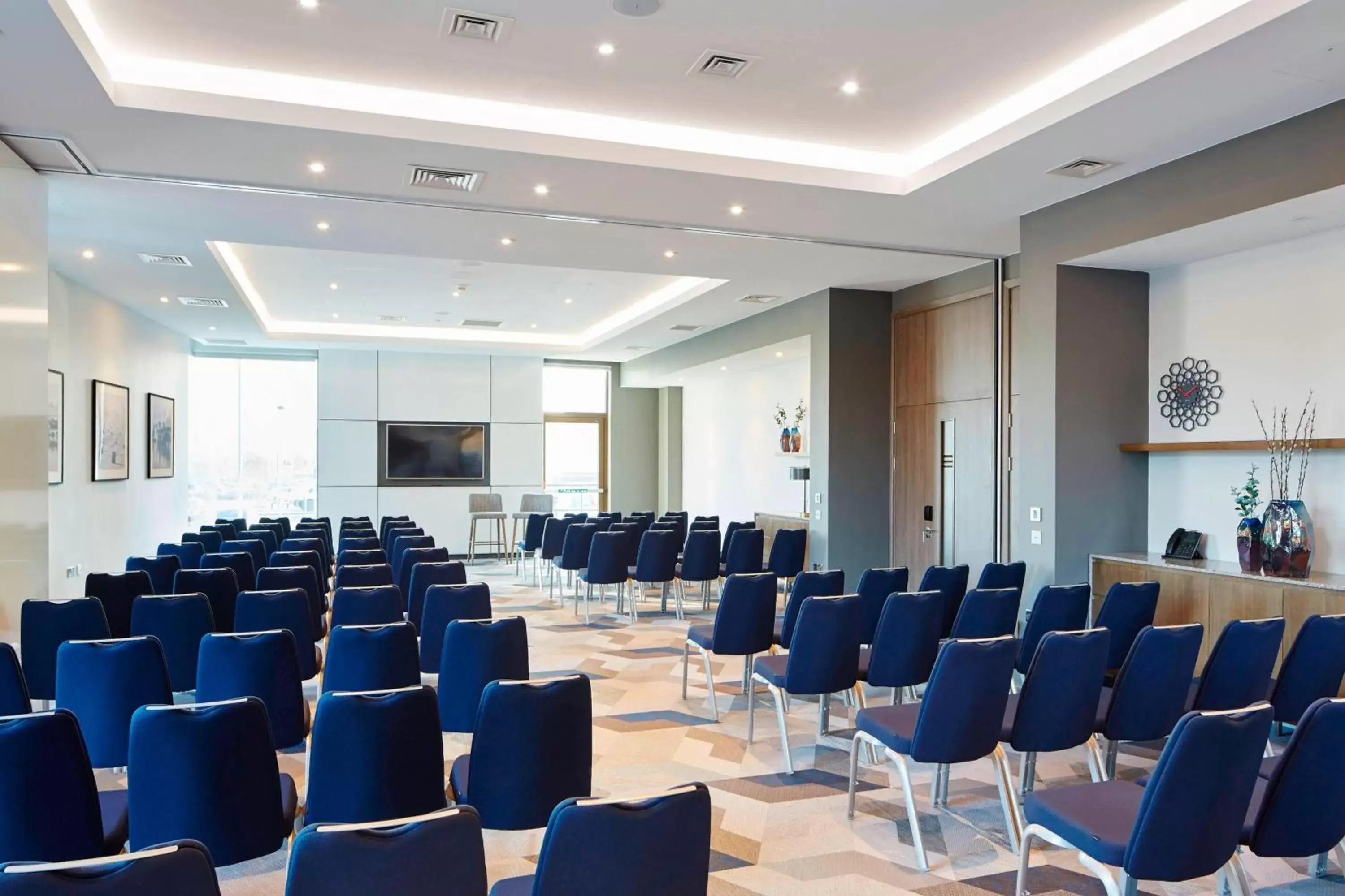 Meeting/conference room in Courtyard by Marriott Oxford South