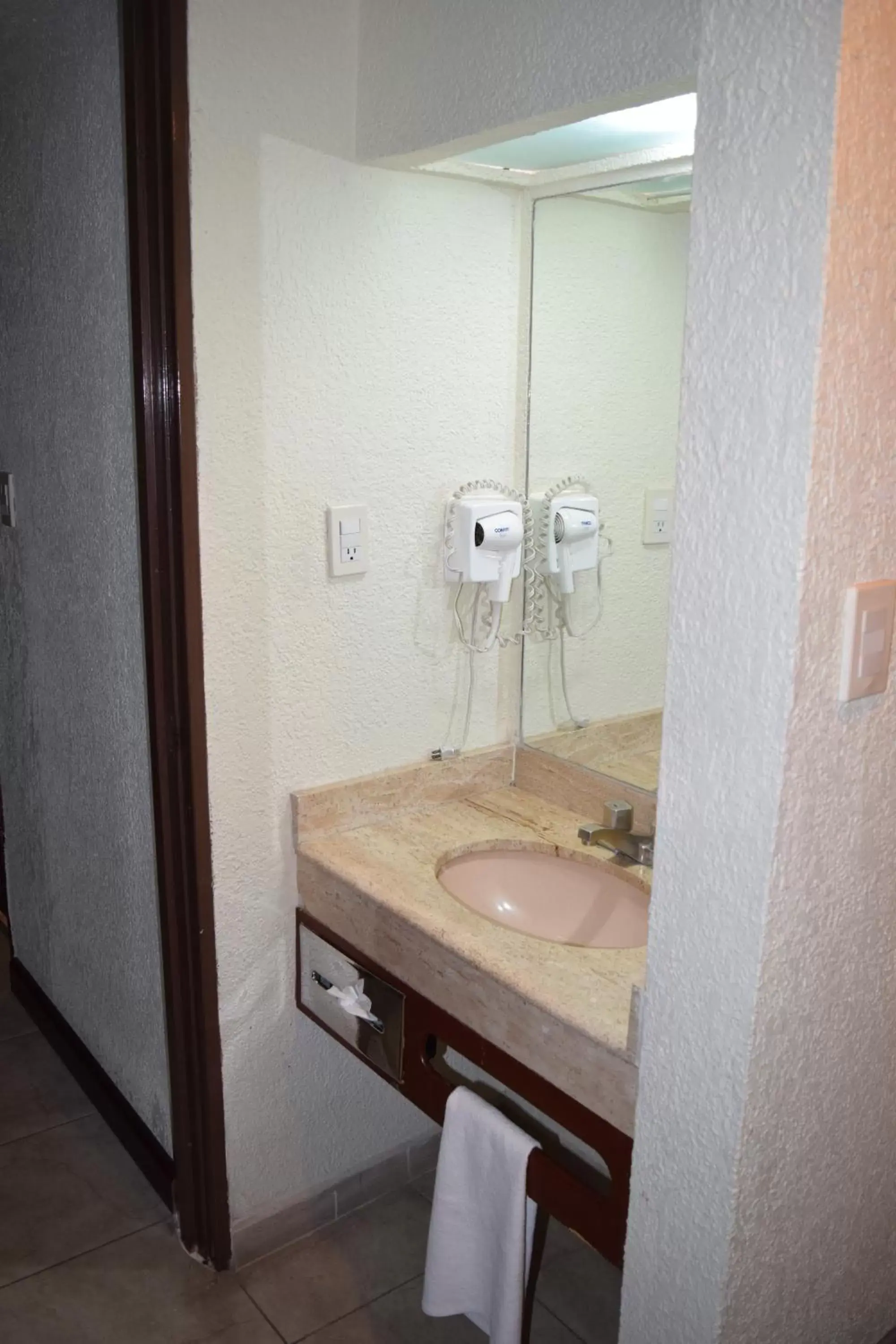 Bathroom in Hotel La Joya Tulancingo