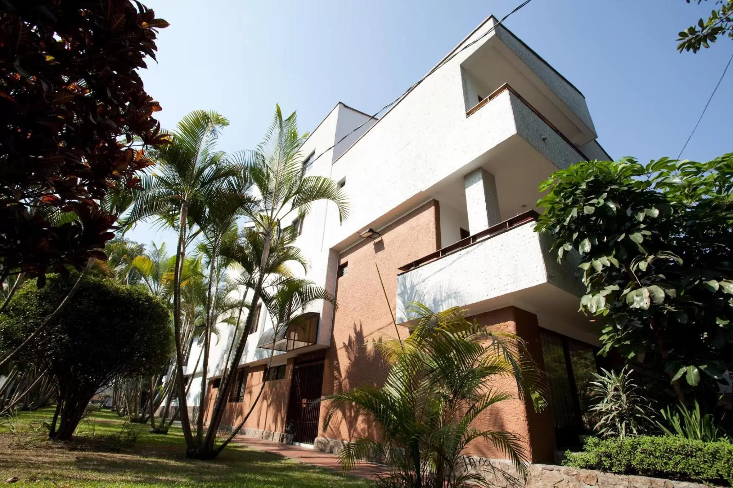Facade/entrance in Casa Rosales Facade/entrance in Casa Rosales