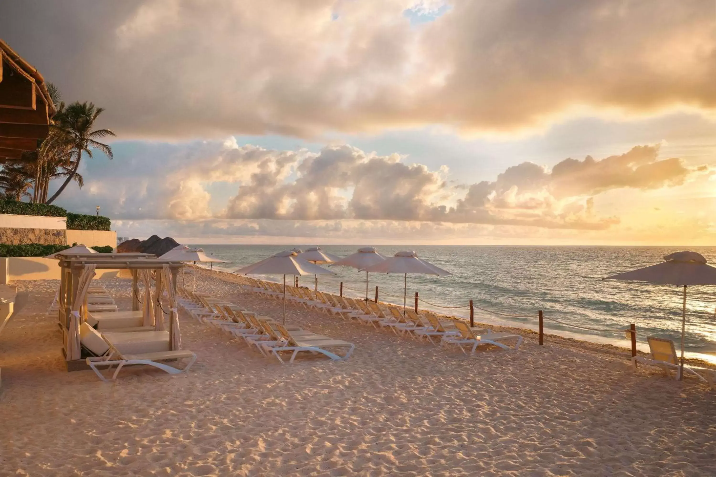 Beach in Wyndham Grand Cancun All Inclusive Resort & Villas