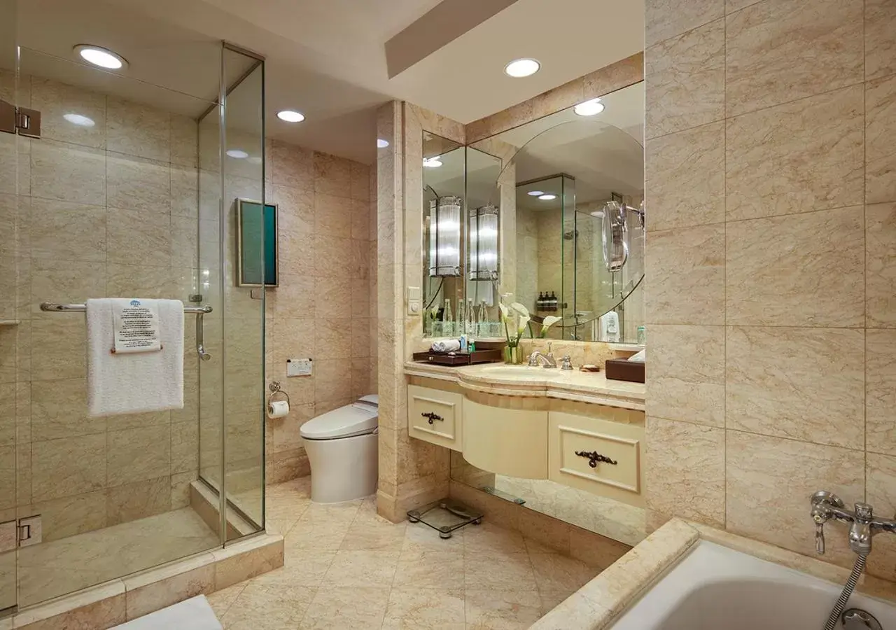 Bathroom in AYANA Midplaza JAKARTA