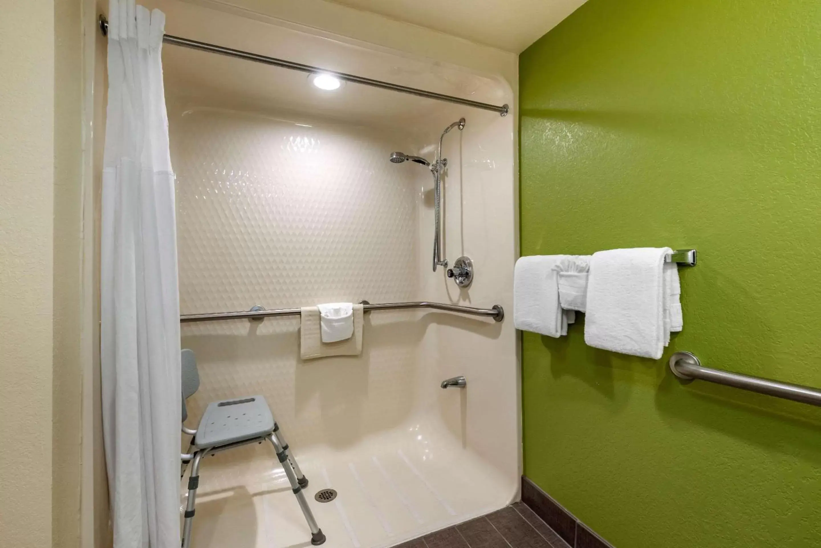 Bathroom in Sleep Inn Wesley Chapel - Tampa North