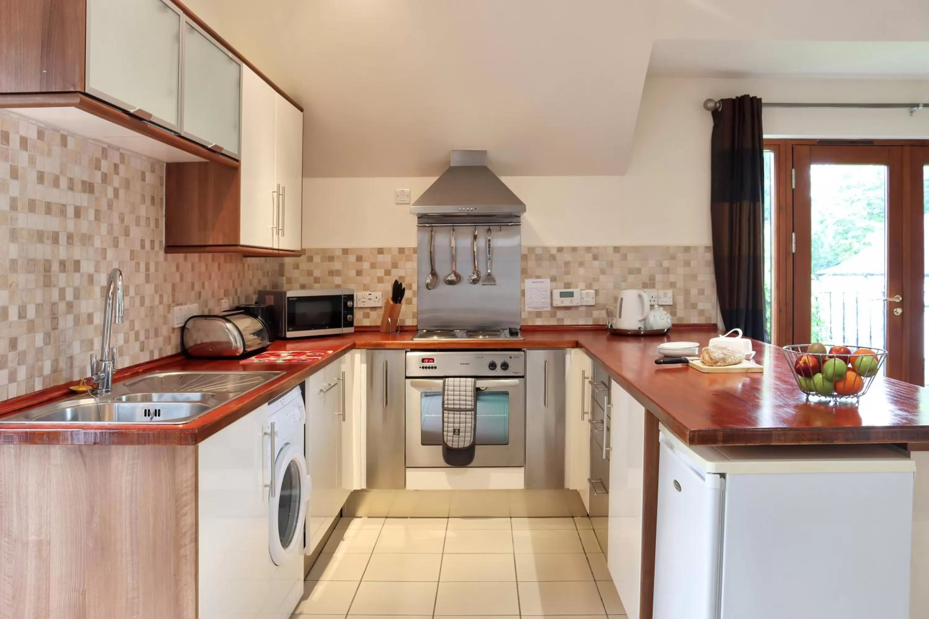 minibar in The Atholl Palace