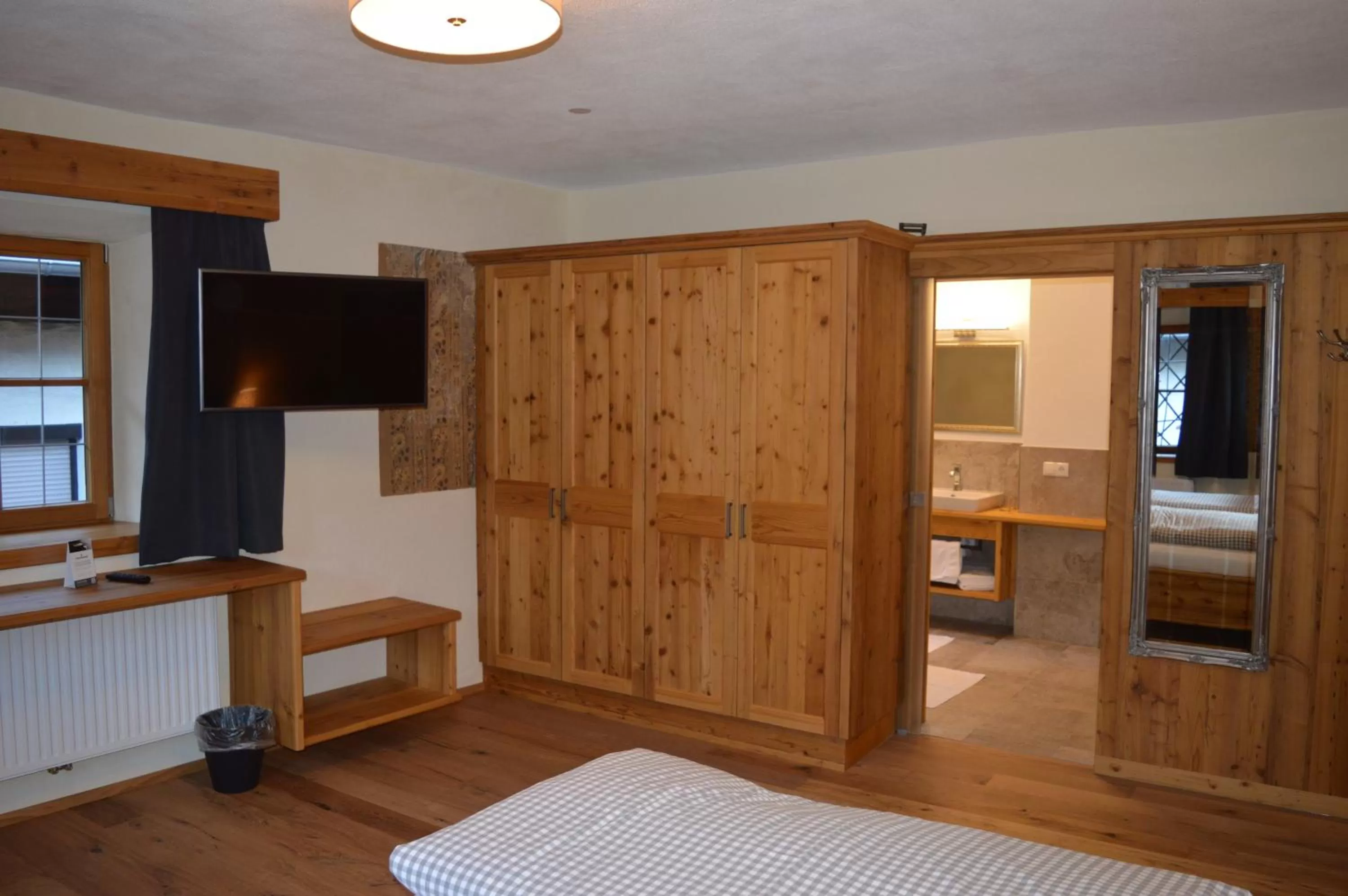 Photo of the whole room, Bed in Gasthof zum Stern