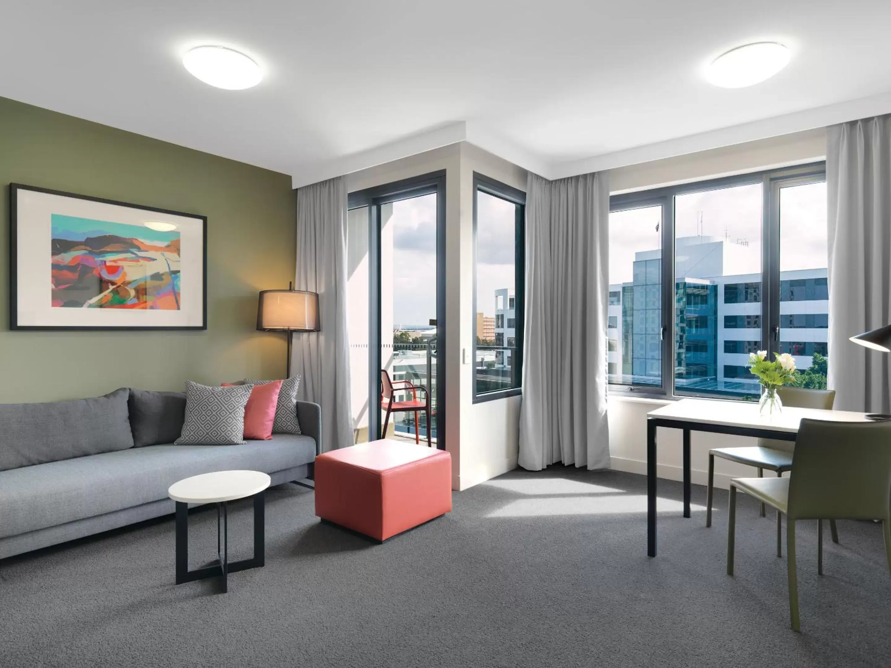 Balcony/Terrace, Seating Area in Adina Apartment Hotel Sydney Airport