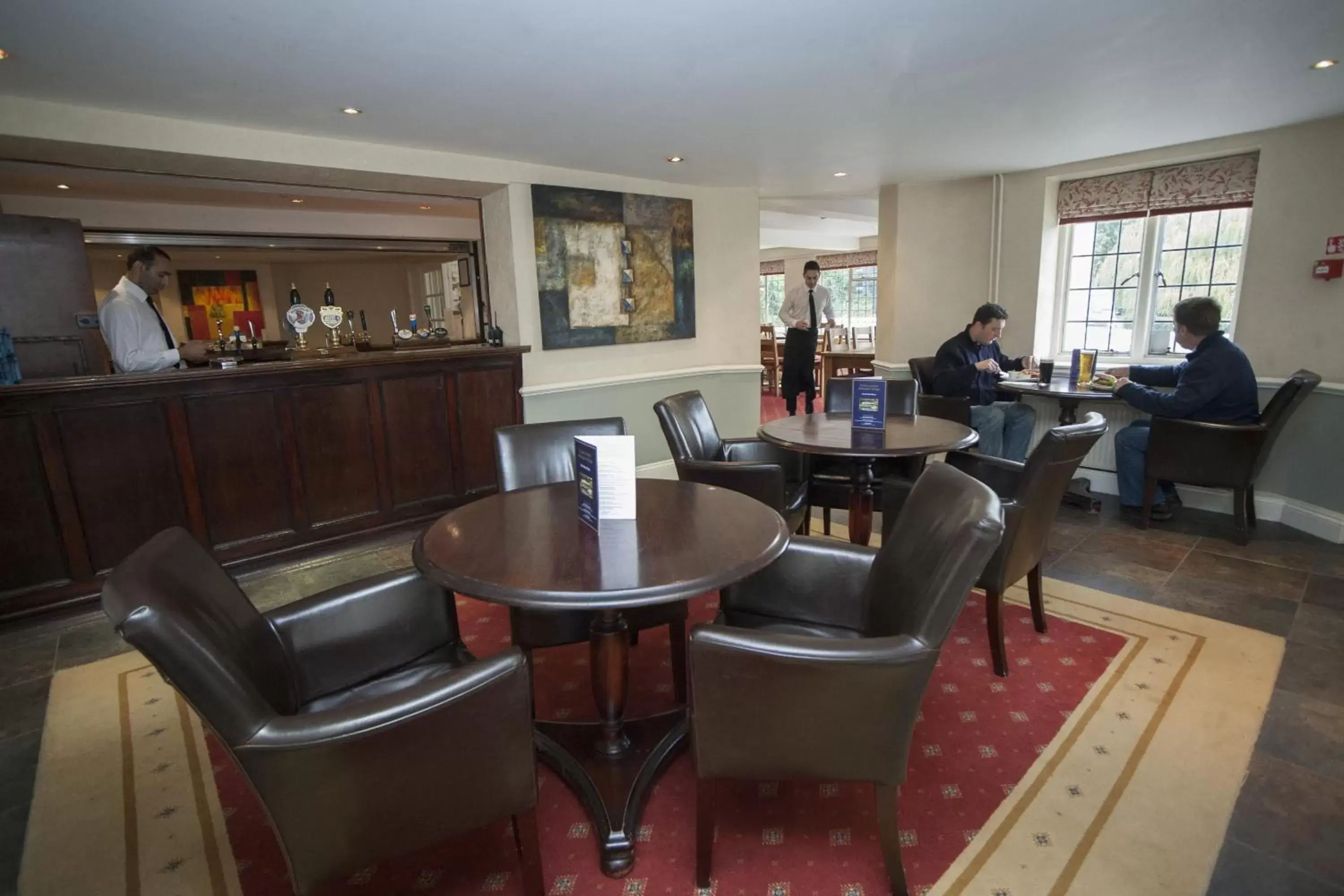 Restaurant/places to eat, Lounge/Bar in Shillingford Bridge Hotel