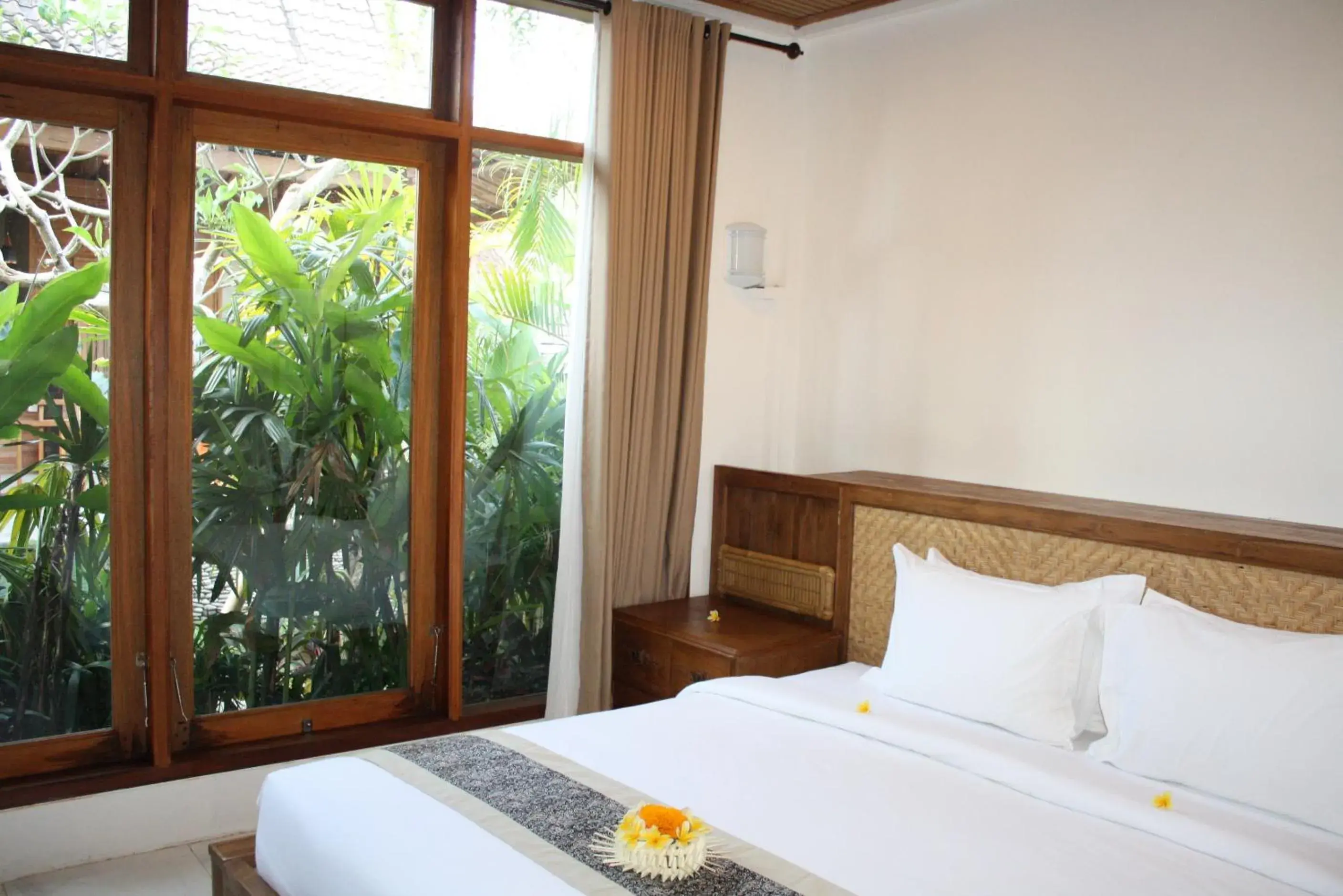 Bed in Graha Sandat Villas