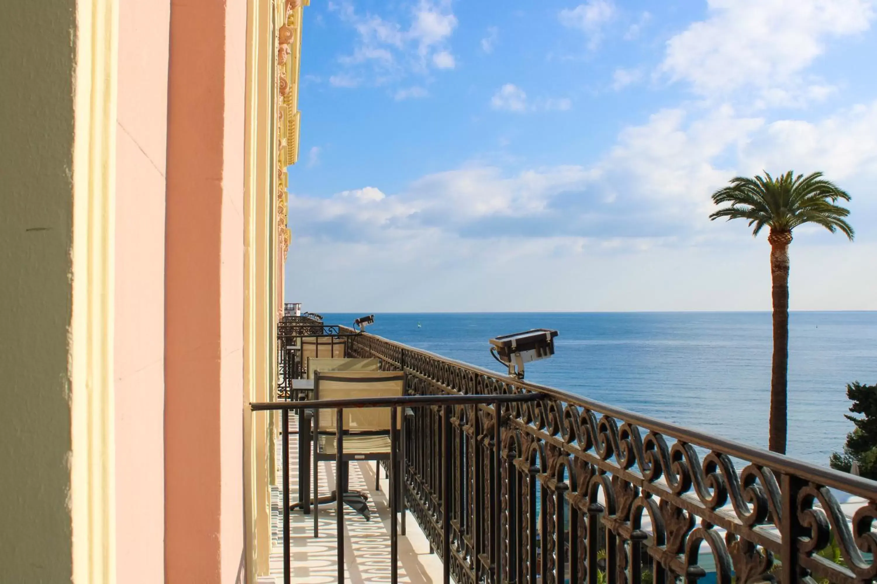 Balcony/Terrace in Hotel Royal-Riviera