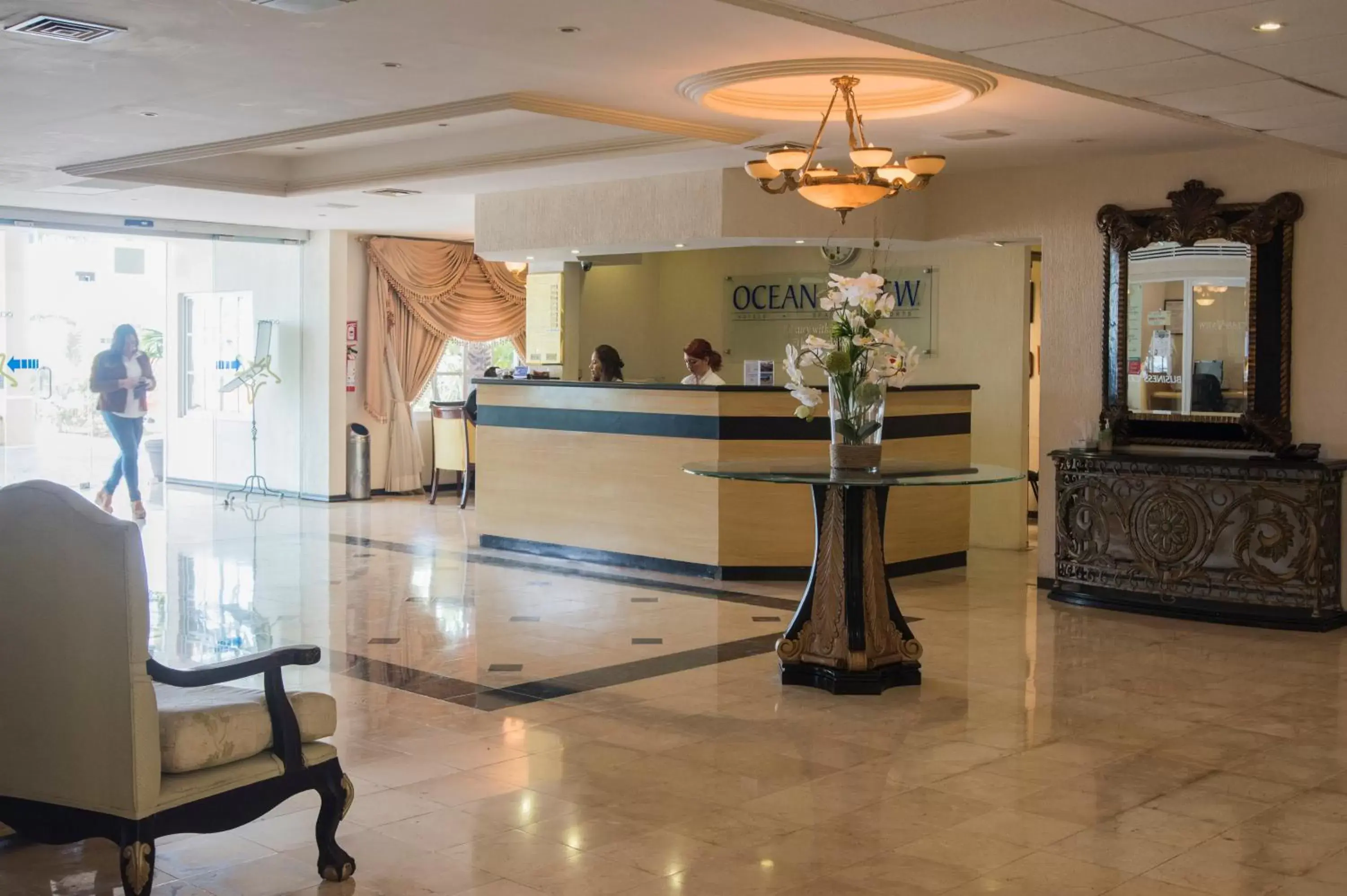 Staff, Lobby/Reception in Hotel Ocean View