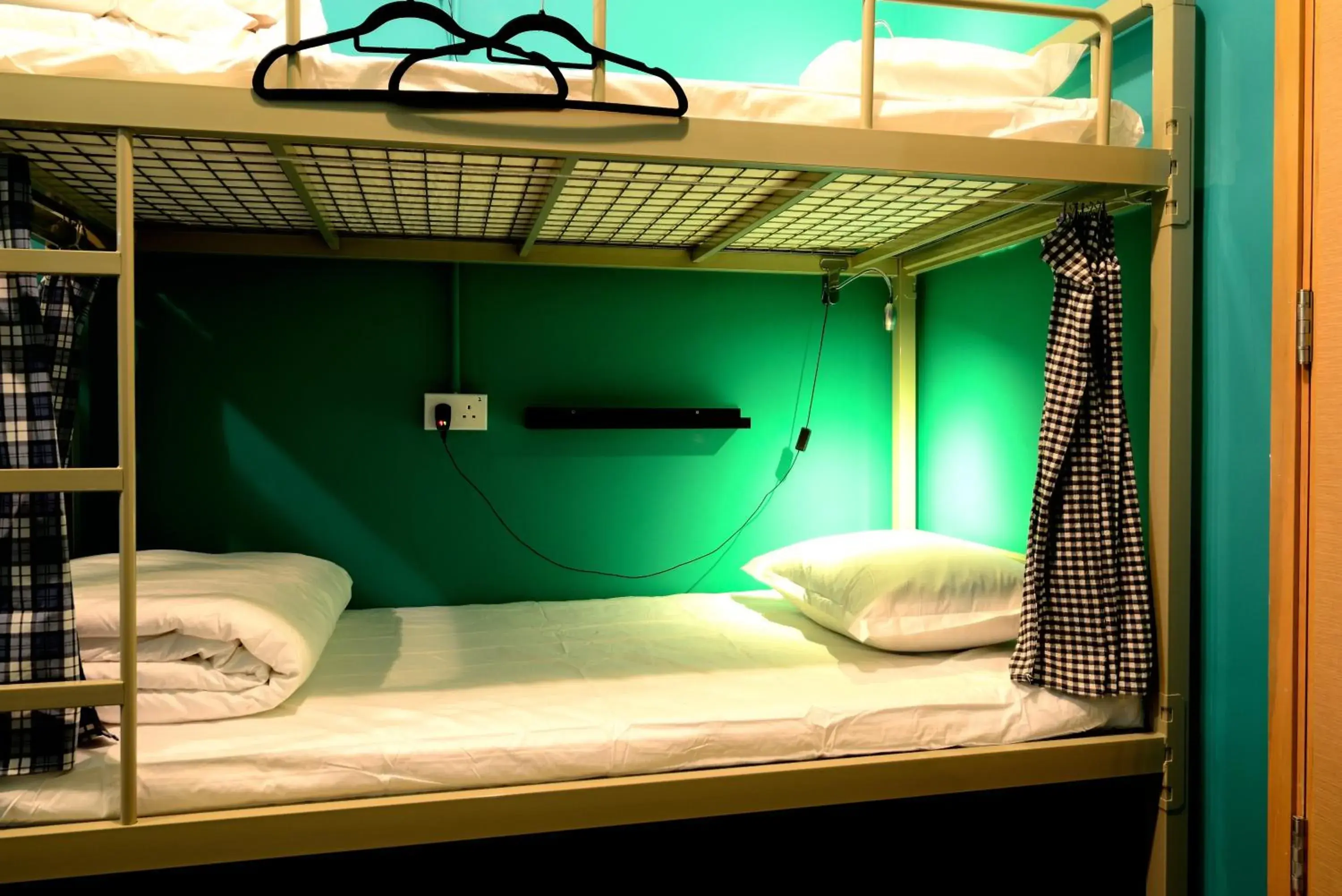 Bedroom, Bunk Bed in Hop Inn on Mody