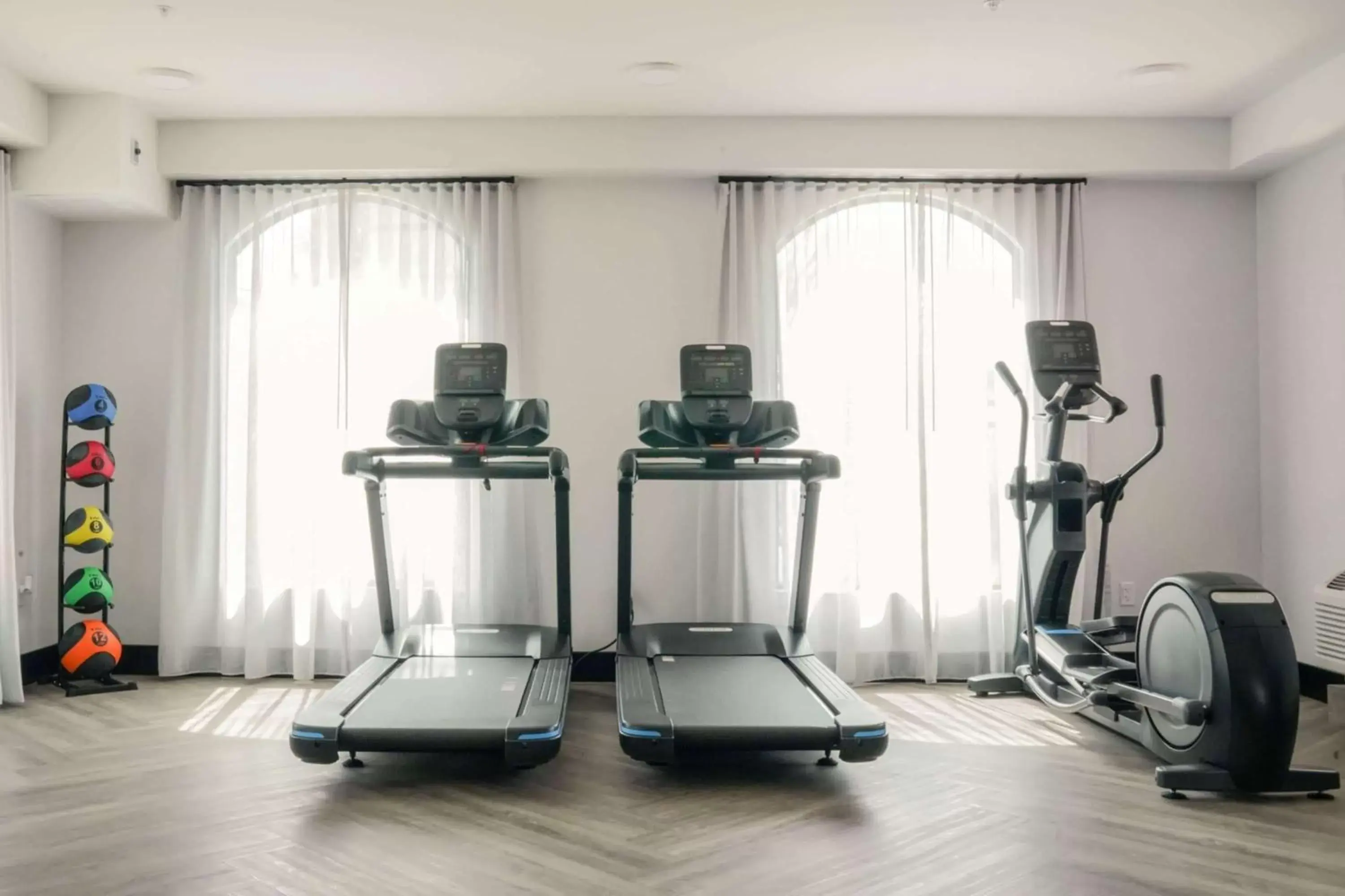 Fitness Center/Facilities in La Quinta Inn & Suites by Wyndham Santa Cruz