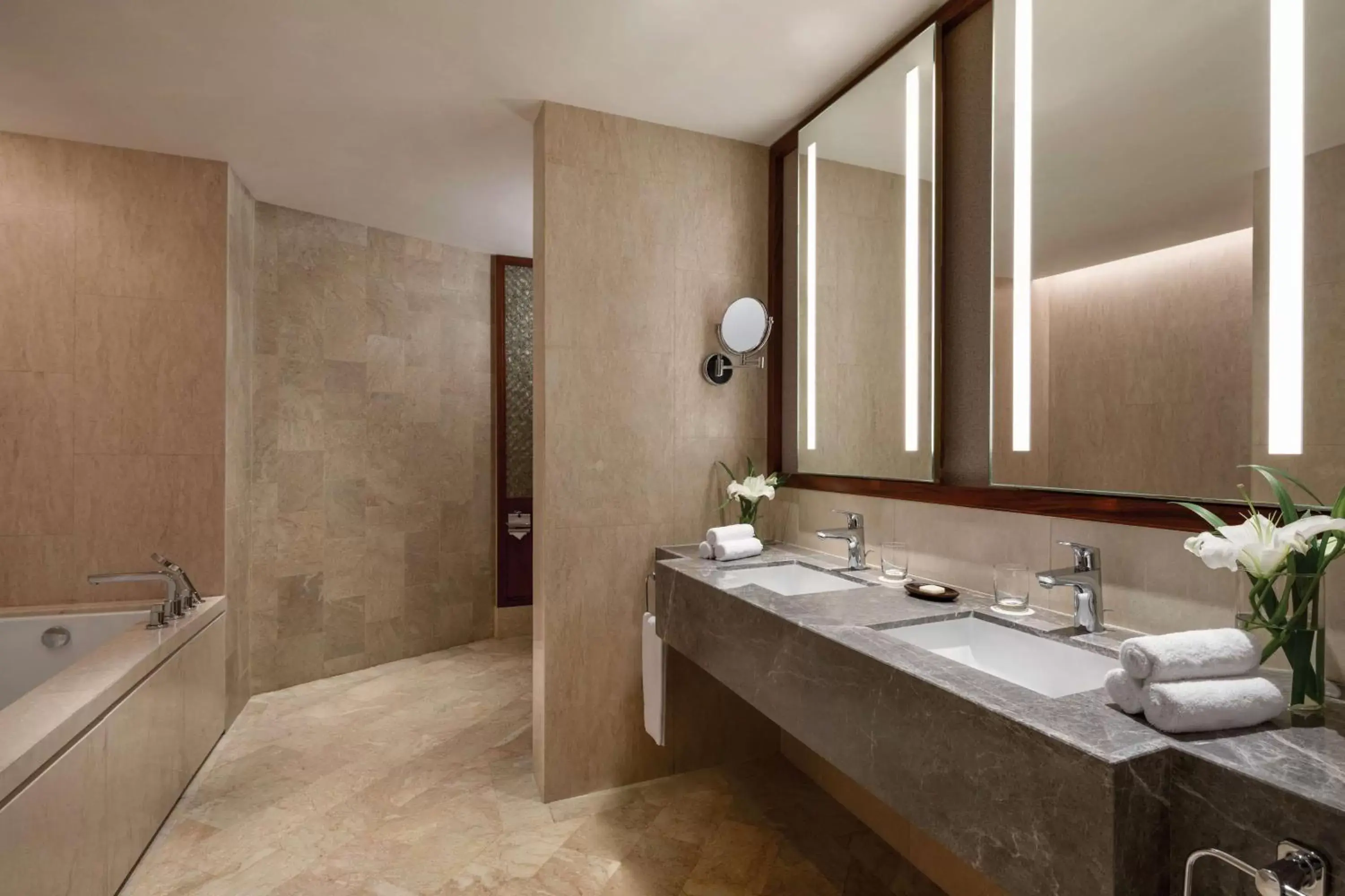 Bathroom in Shangri-la Surabaya