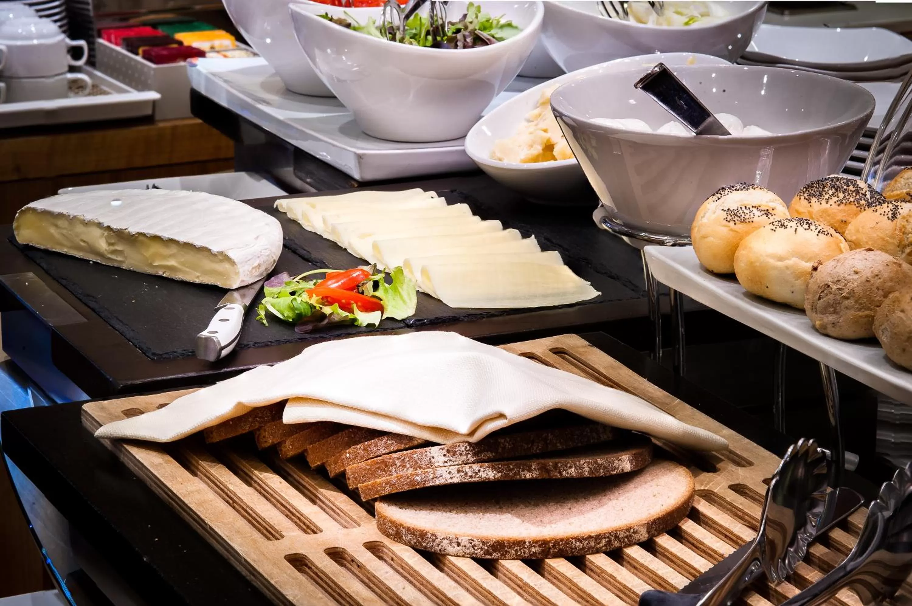 Buffet breakfast in Hotel dei Cavalieri Caserta - La Reggia