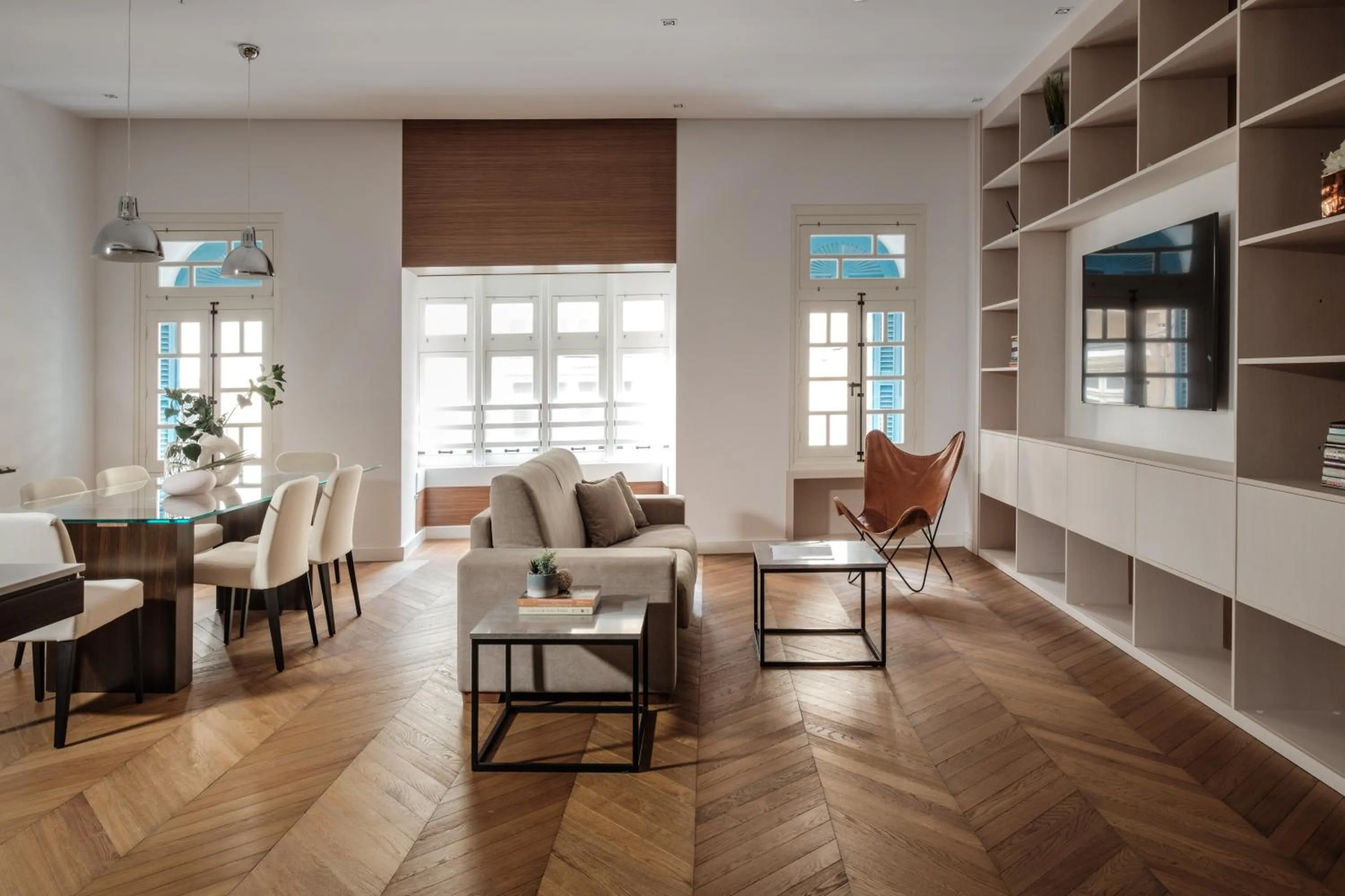 Living room in 1926 Le Soleil Hotel & Spa