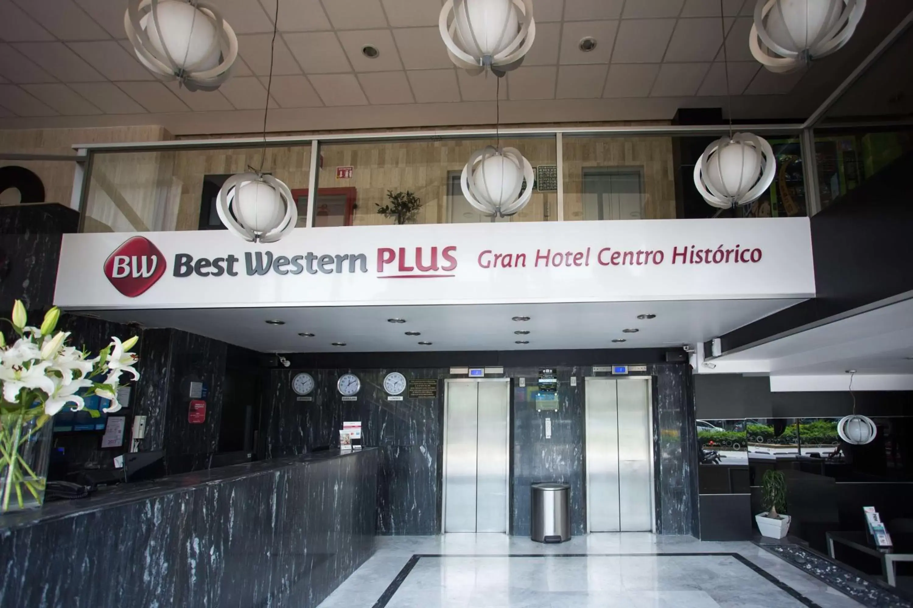 Lobby or reception in Best Western Plus Gran Hotel Centro Historico Lobby or reception in Best Western Plus Gran Hotel Centro Historico