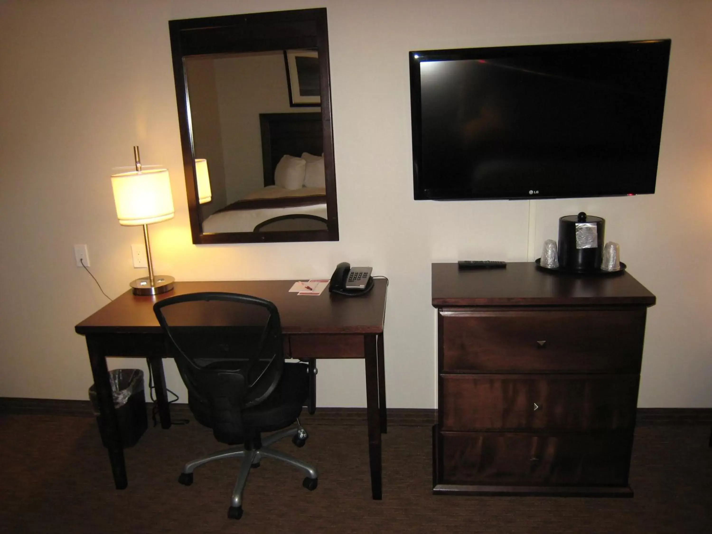 TV/Entertainment Center in Ramada by Wyndham Creston